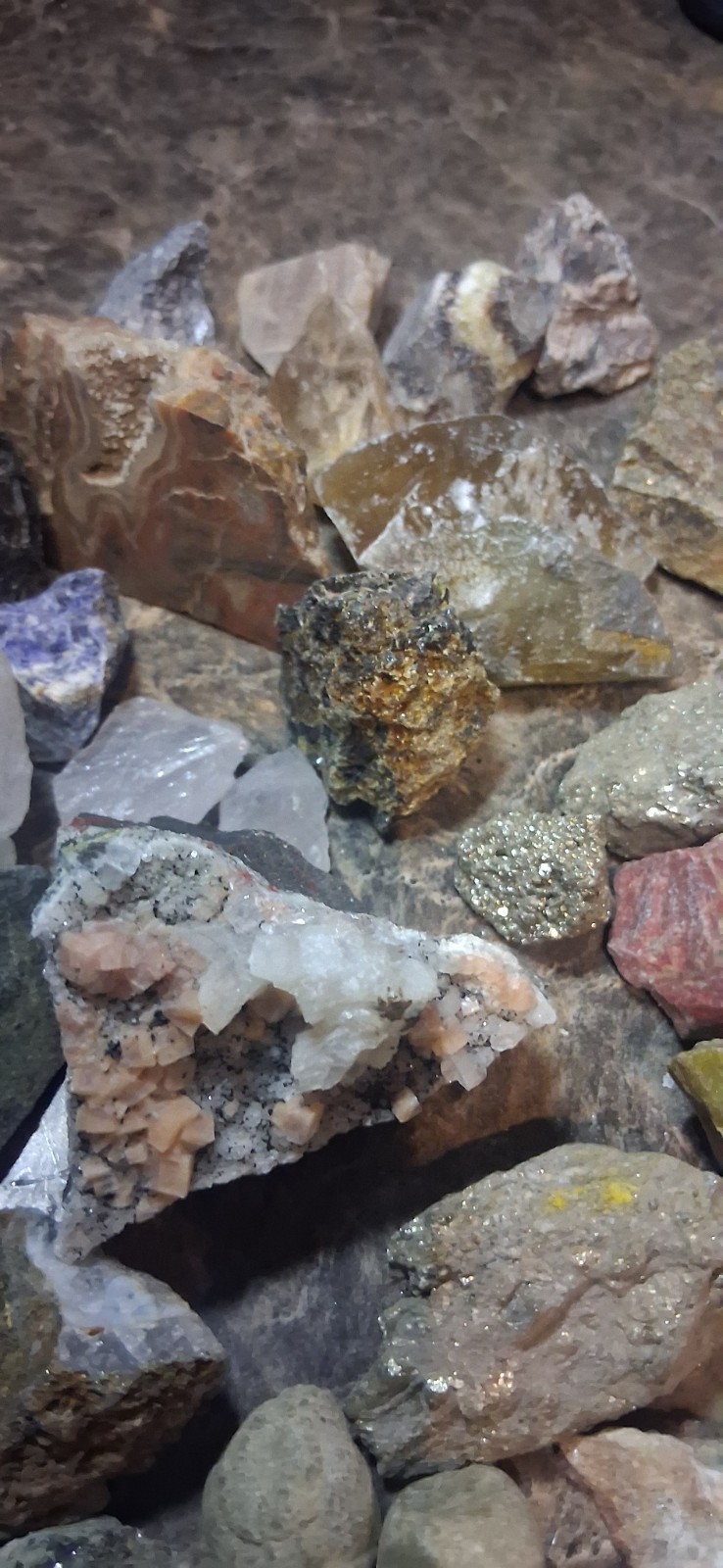 Mineral, rock, crystal Specimens Lot collection 15 lbs