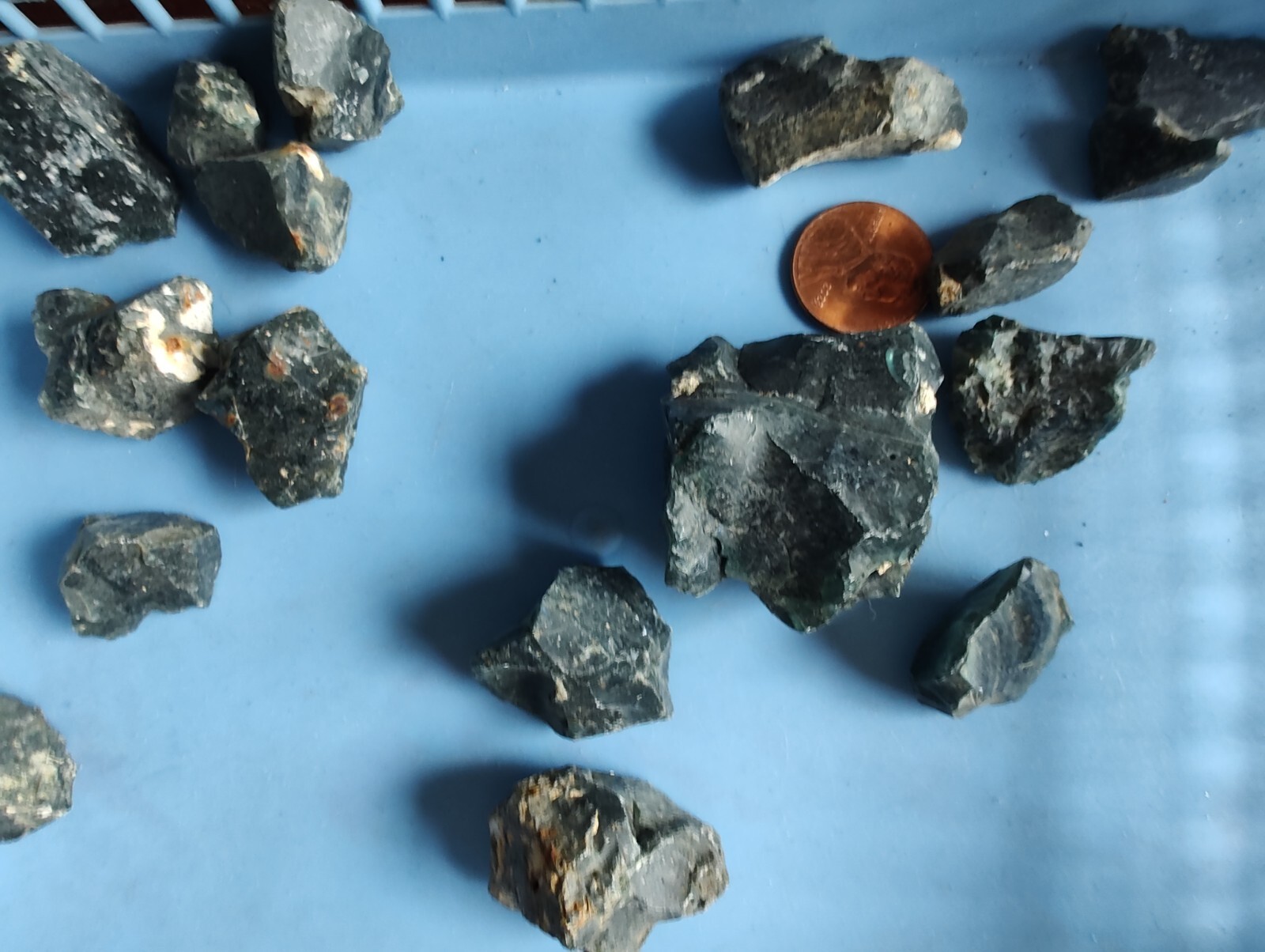 Rare color Leland Blue Stones Slag Glass 155 gram recovered from concrete