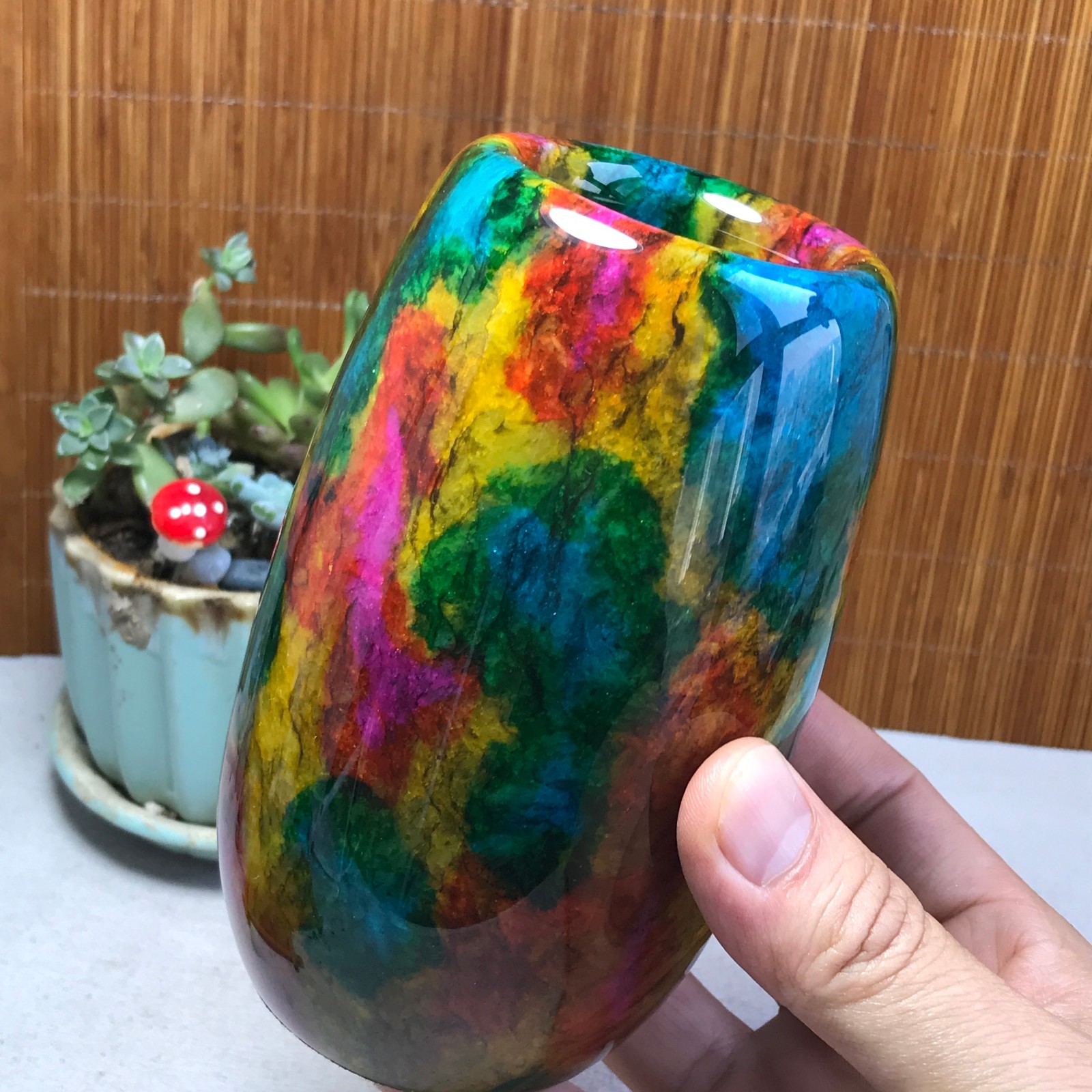 Natural “Seven Colors Jade” vase specimen -Taiwan China 1140g 129mm A5800