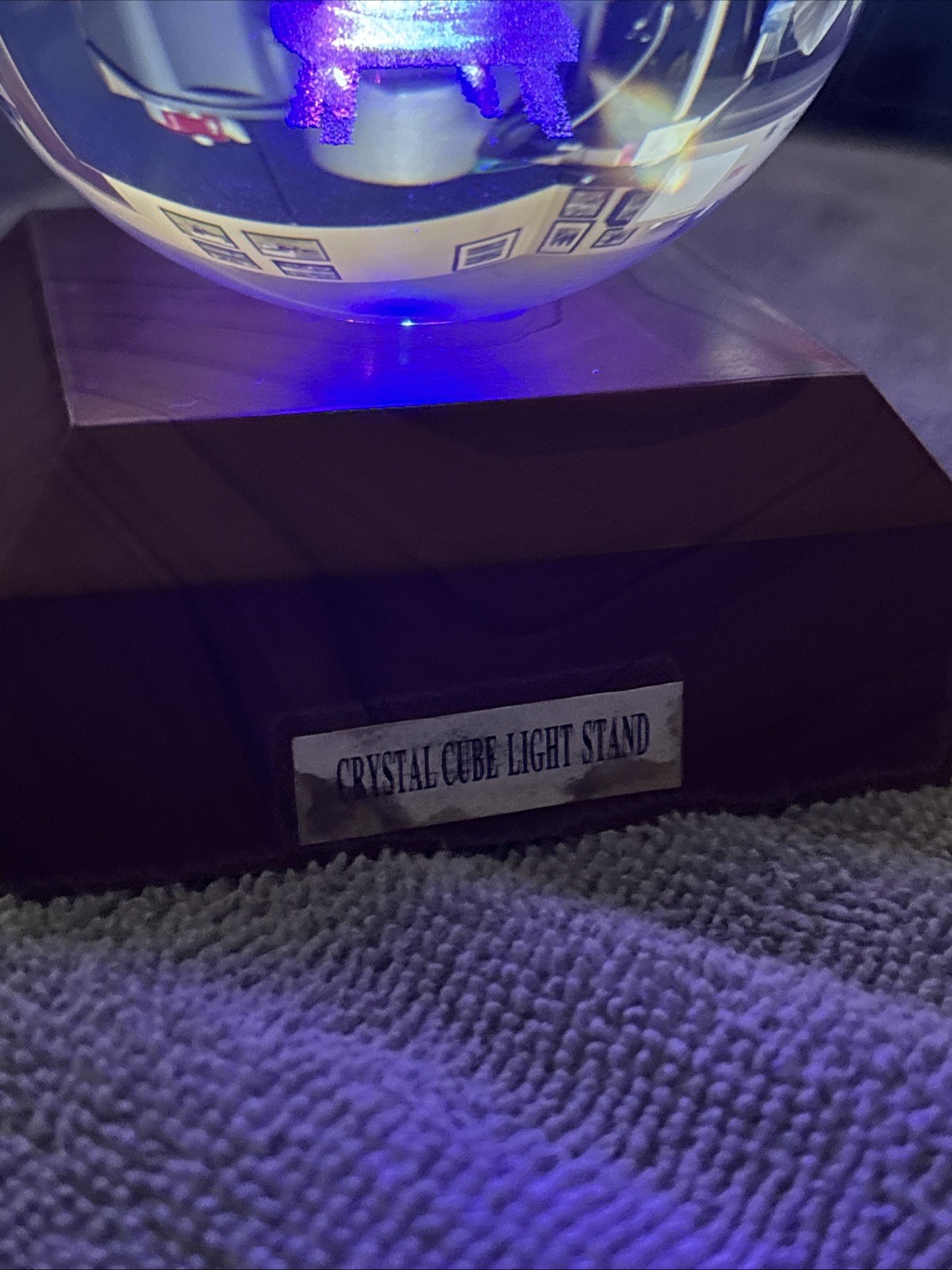 Crystal 3D Etched Cat Glass Orb With Light Stand