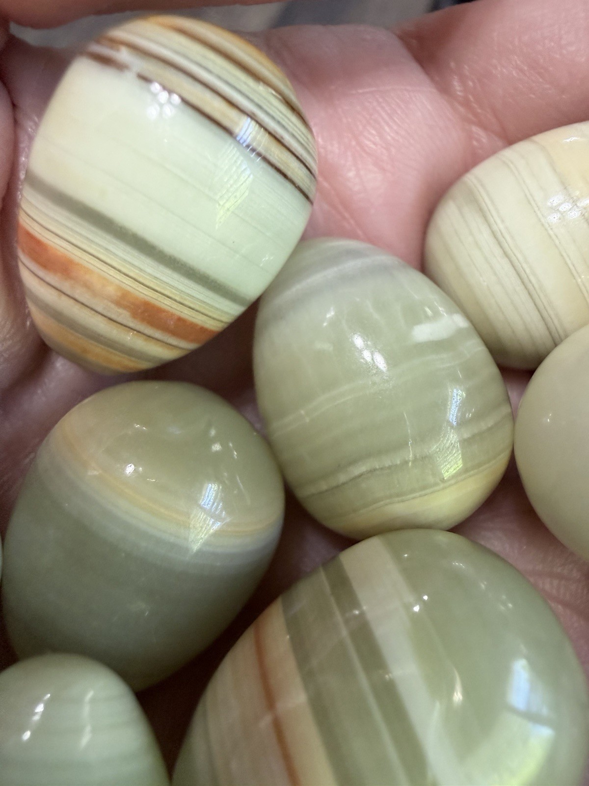 Lot Of 10 Green Onyx Eggs Gemstones 20mmx15mm Polished Ships Free!