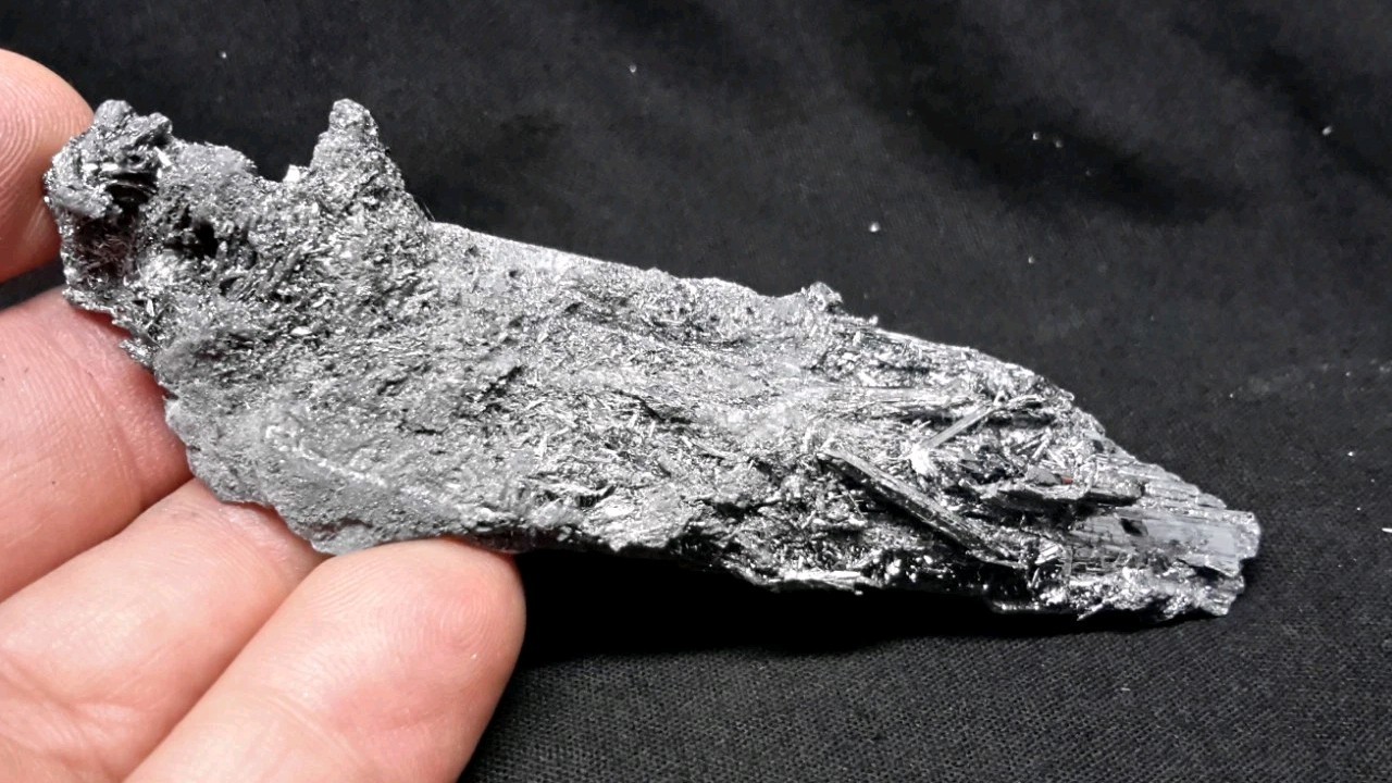 3.75″ Shiny STIBNITE Cluster from Lengshuijiang City, Hunan Province, China
