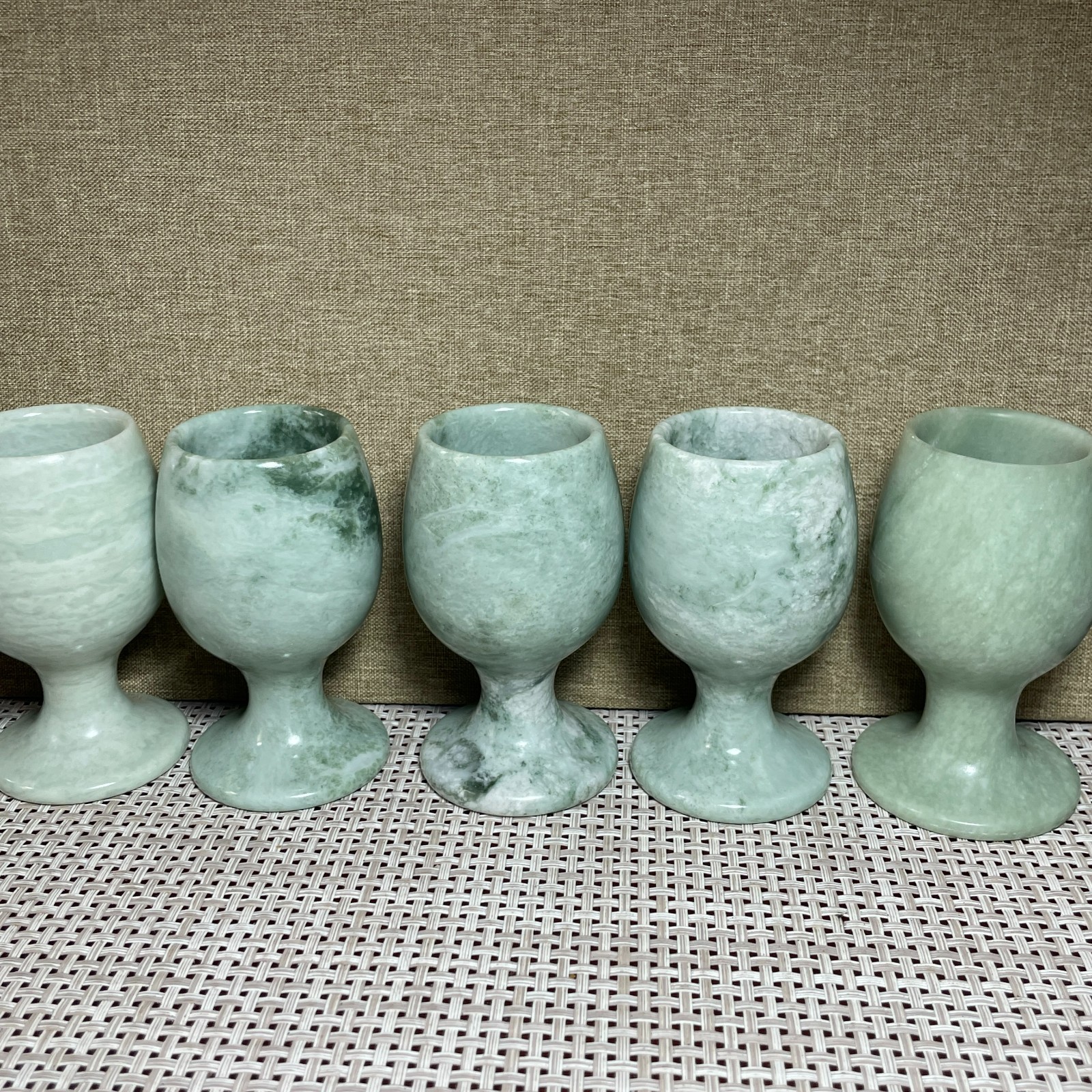 3.4 in Jade stone Cup Goblets Wine Glasses Random 1pcs