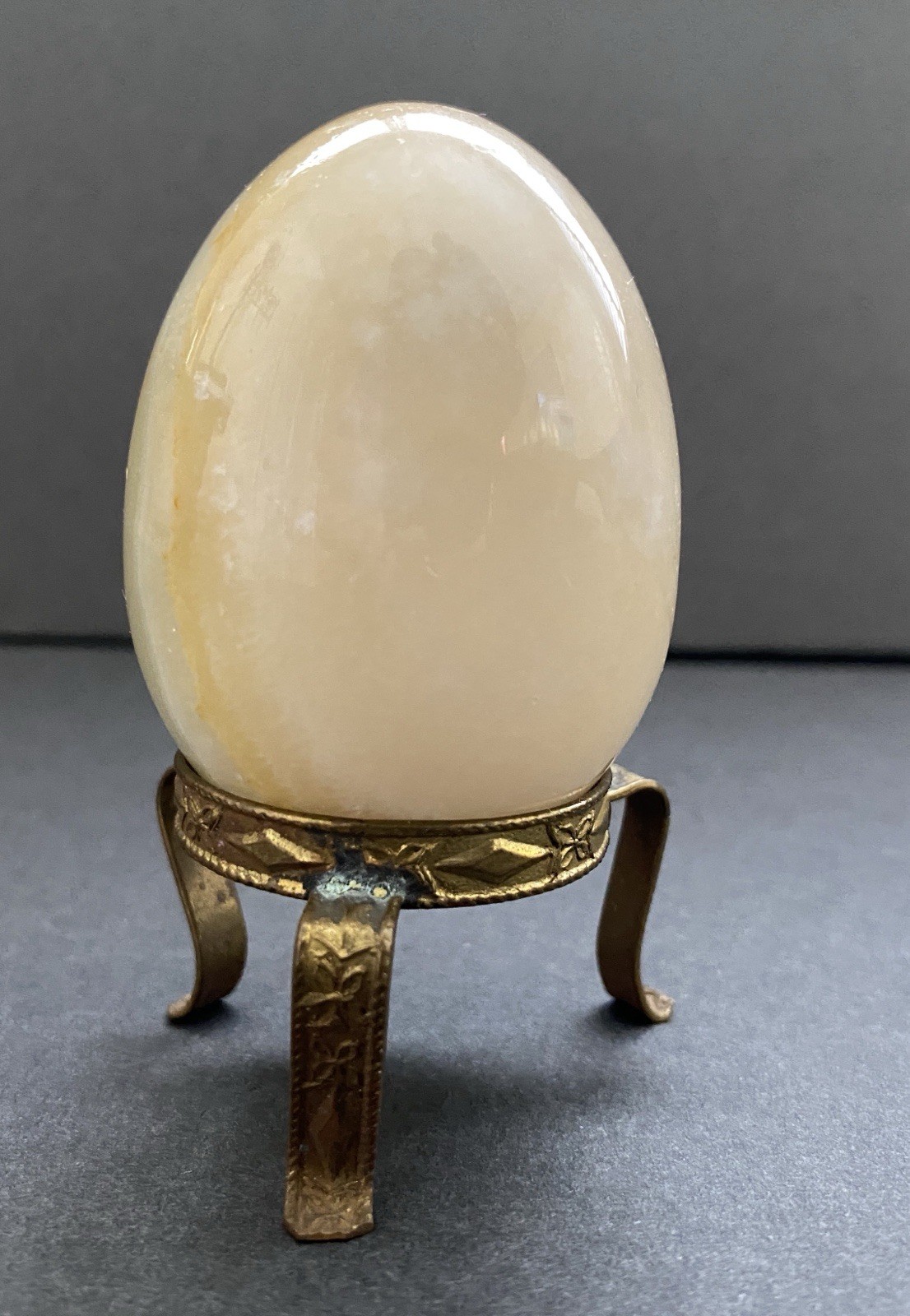Natural Onyx Stone Egg With Stand Hand Polished Banded Agate Calcite Crystal