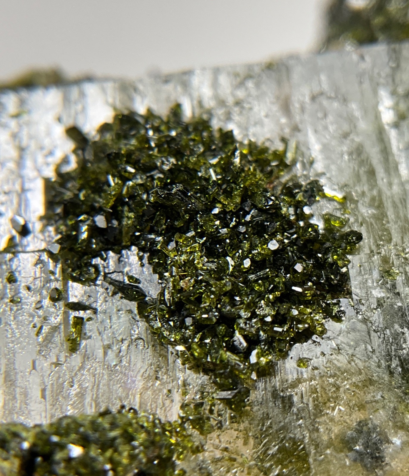 NEW FIND! QUARTZ WITH EPIDOTE FROM HAKKÂRI PROVINCE, TURKEY