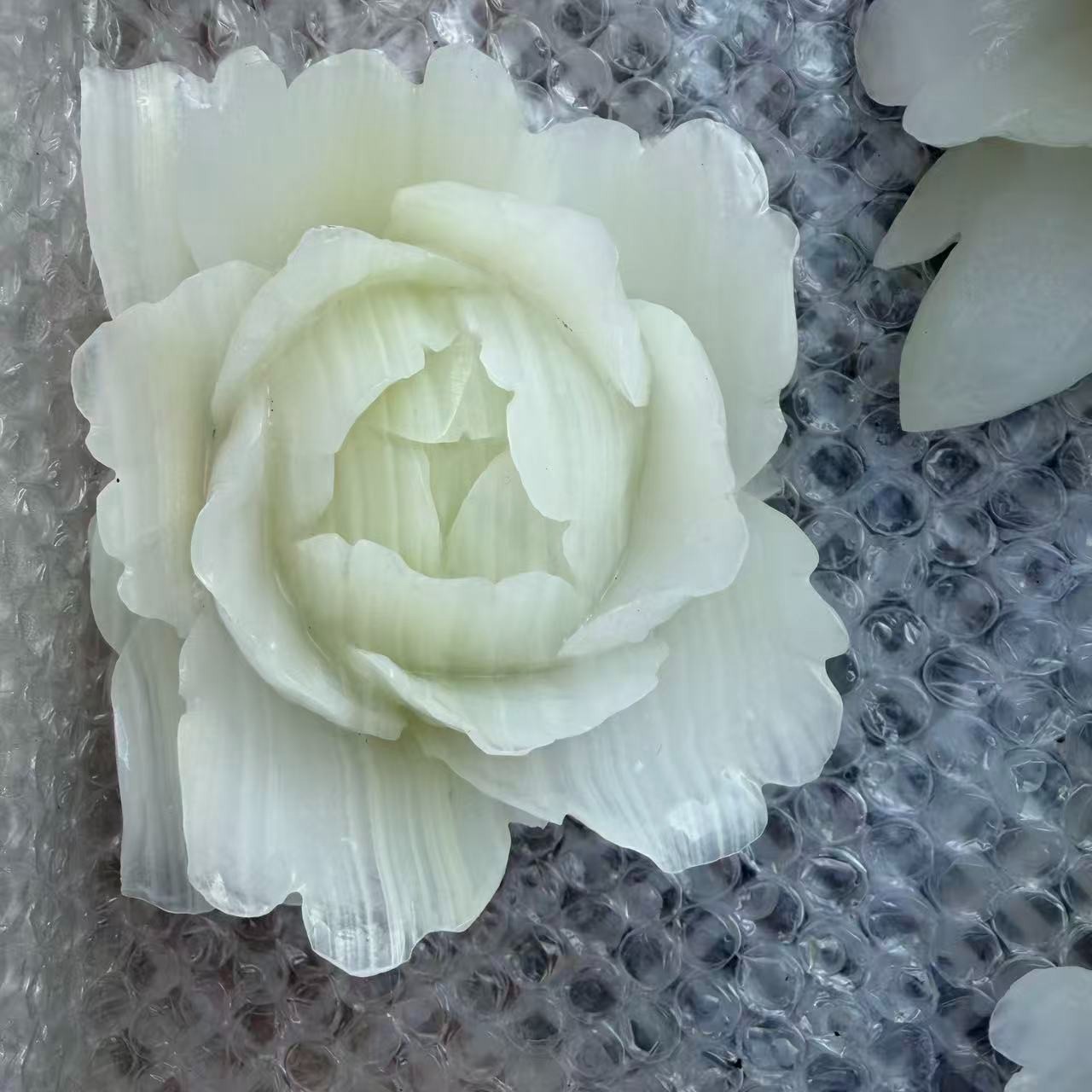 1pc Natural White Quartz Carved Flower Skull Crystal Reiki Healing Decor Gift
