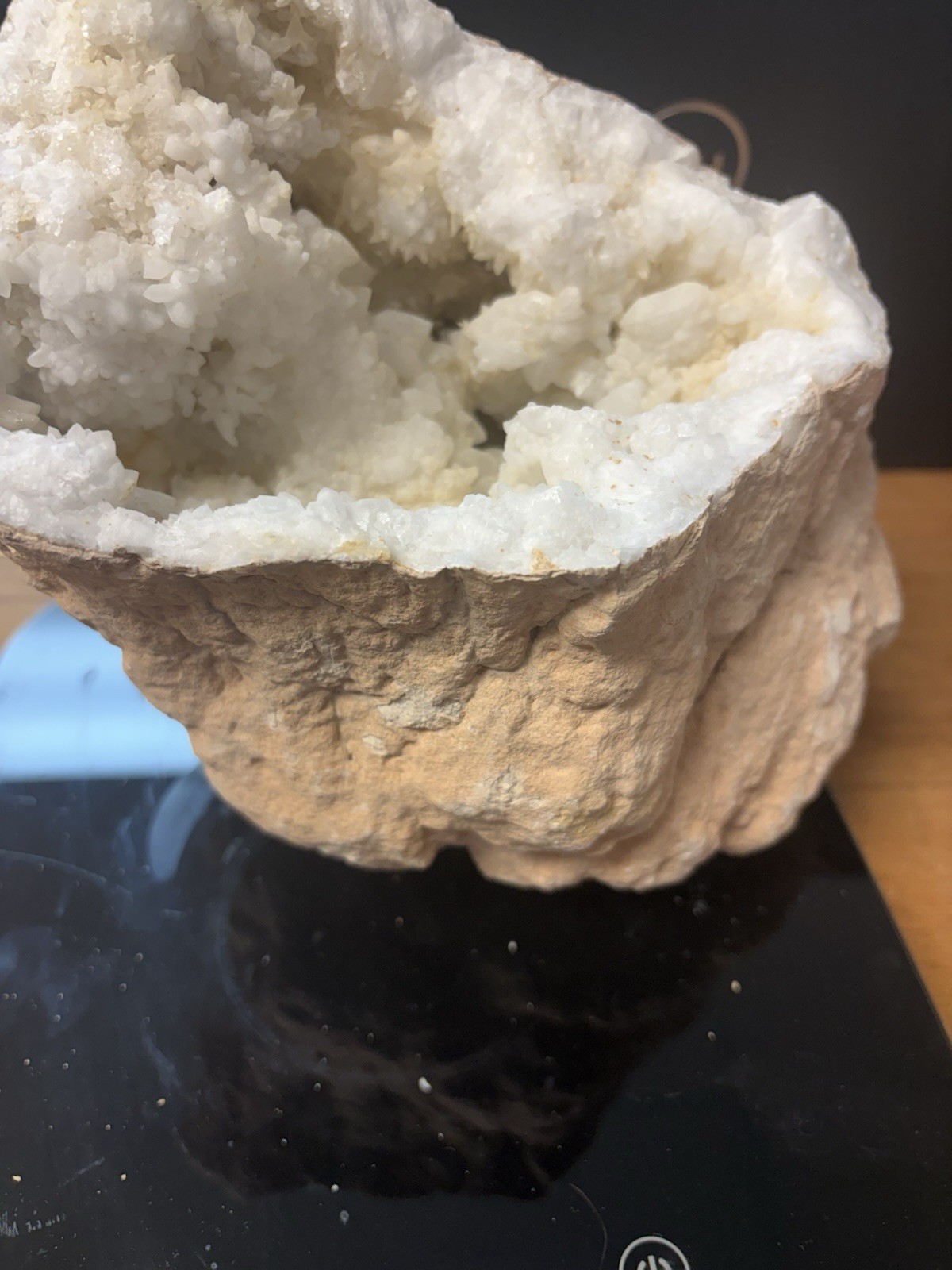Beautiful Natural Milky White Quartz Rock.10.5 Pounds
