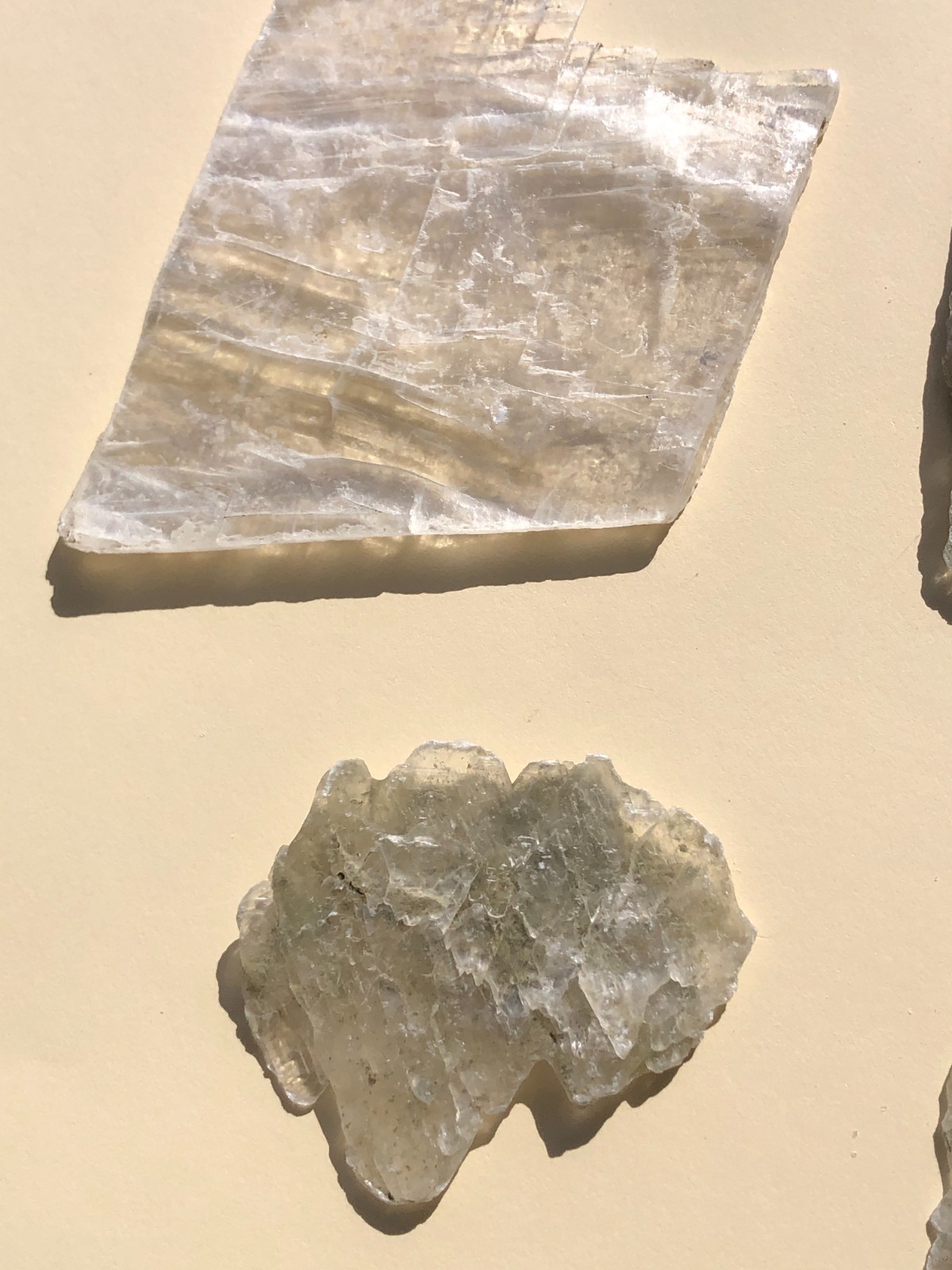 Lot of 5 Natural selenite gypsum mineral specimens 208.8 grams healing