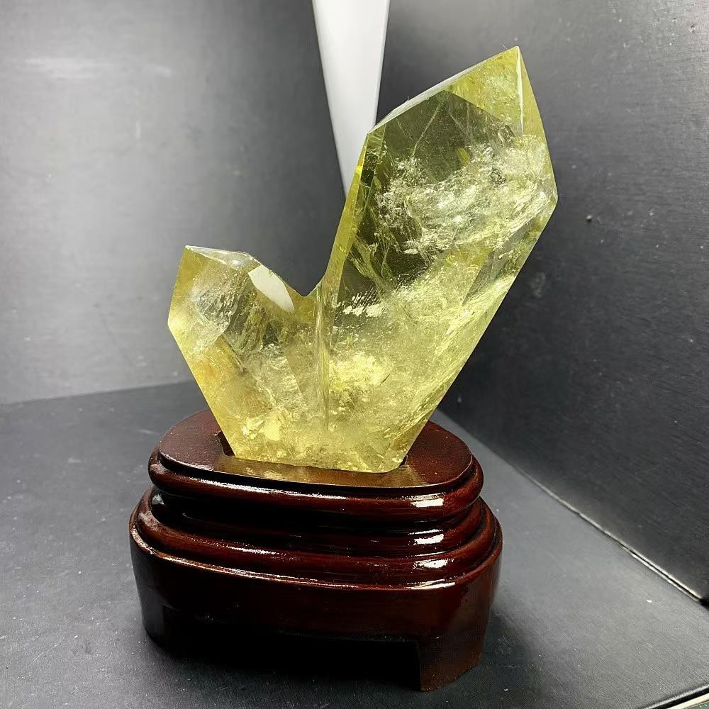 1.41LB Natural Citrine Quartz Obelisk Energy Crystal Tower Point Reiki +Stand