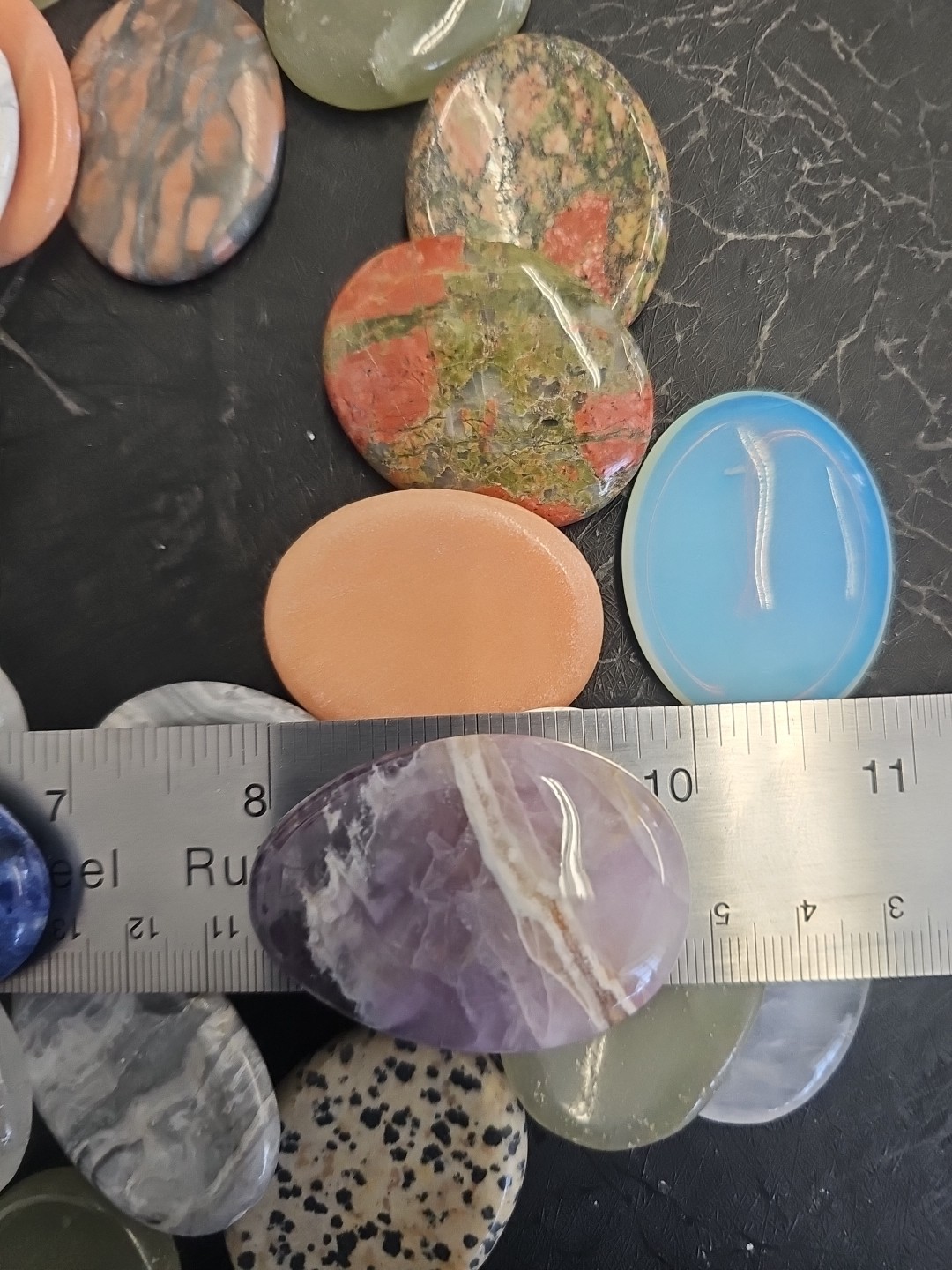 wholesale bulk lot Assorted worry stone gem stone 2lb 50 pcs