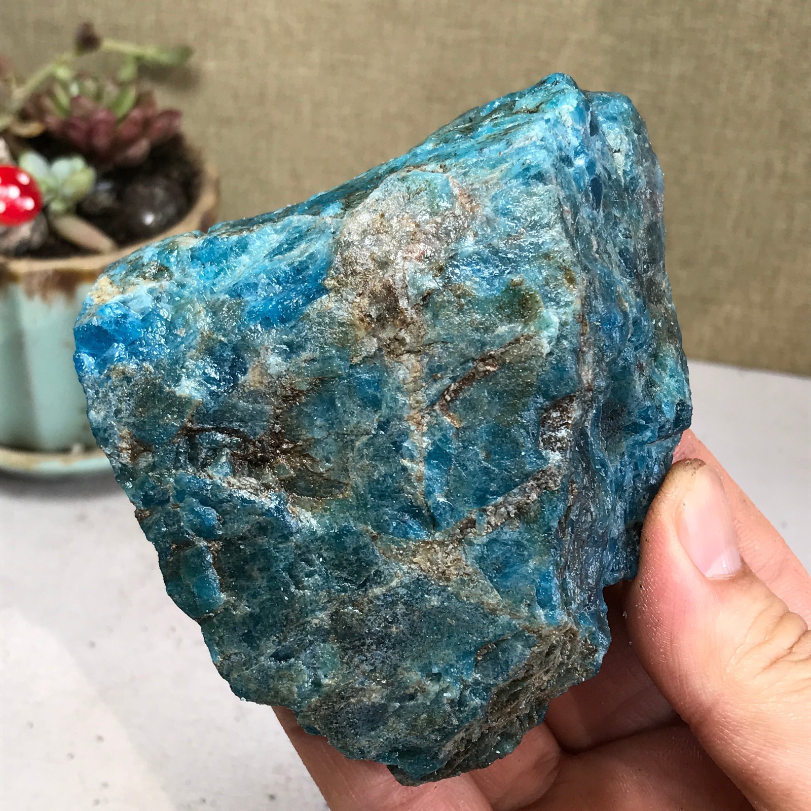 82-77-40mm Top Natural apatite Crystal uncut gemstone Mineral Specimen A4191