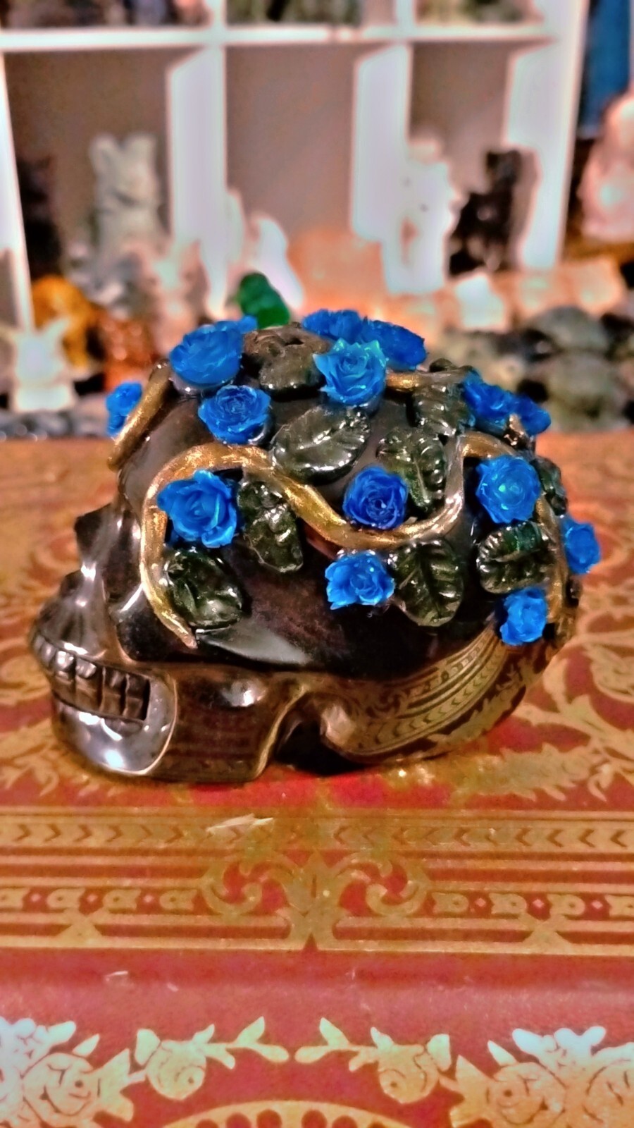 Obsidian Blue Flower Skull