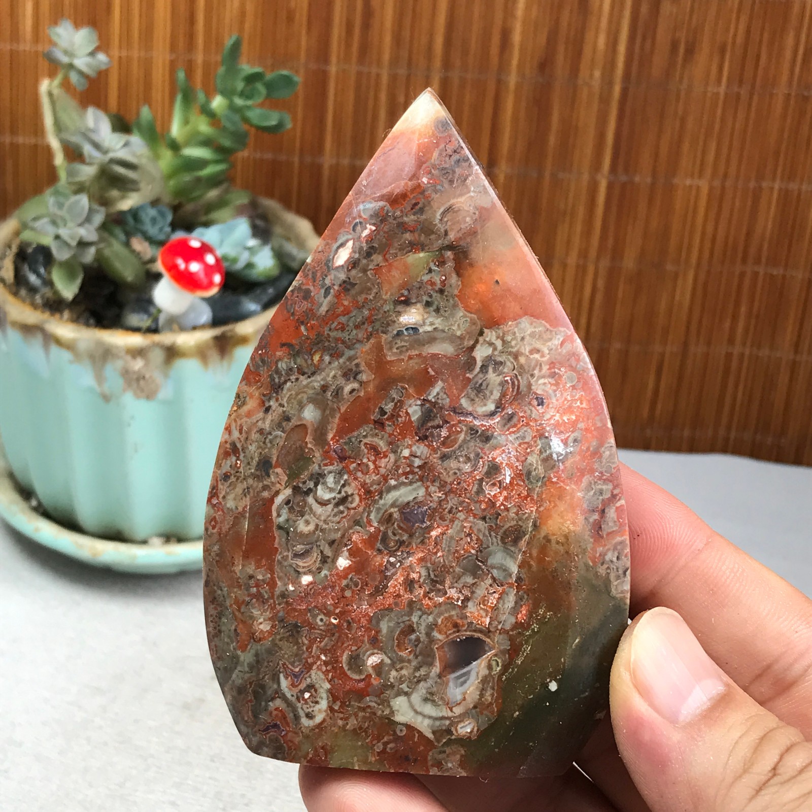 Natural money Mexico agate hand carve leaf Crystal Specimen free standing A6274