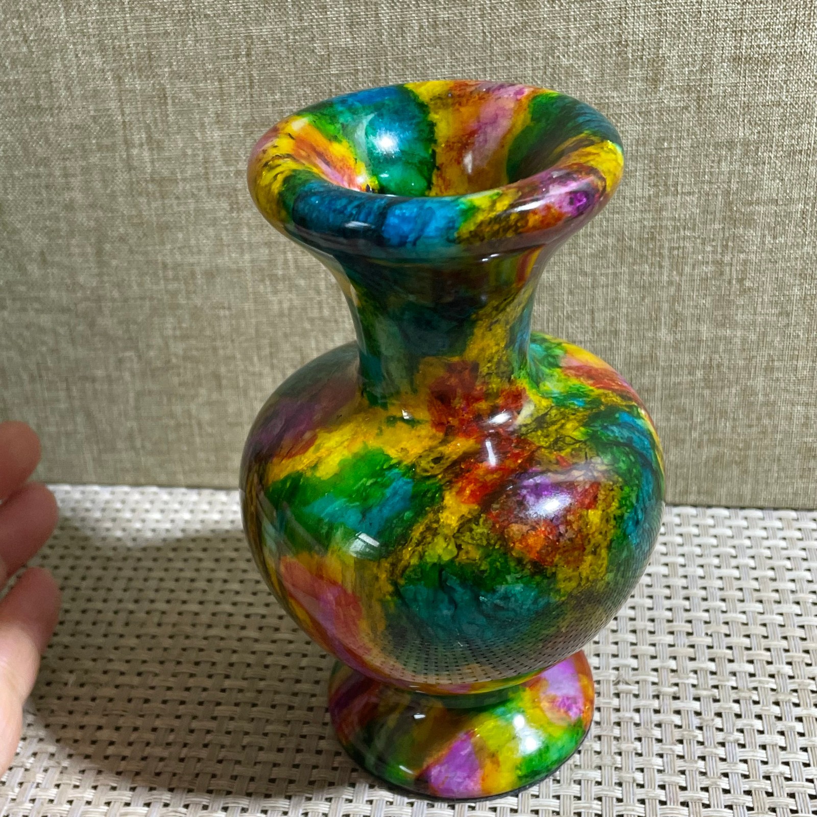850g Seven Colors Jade vase specimen Decorative -Taiwan China