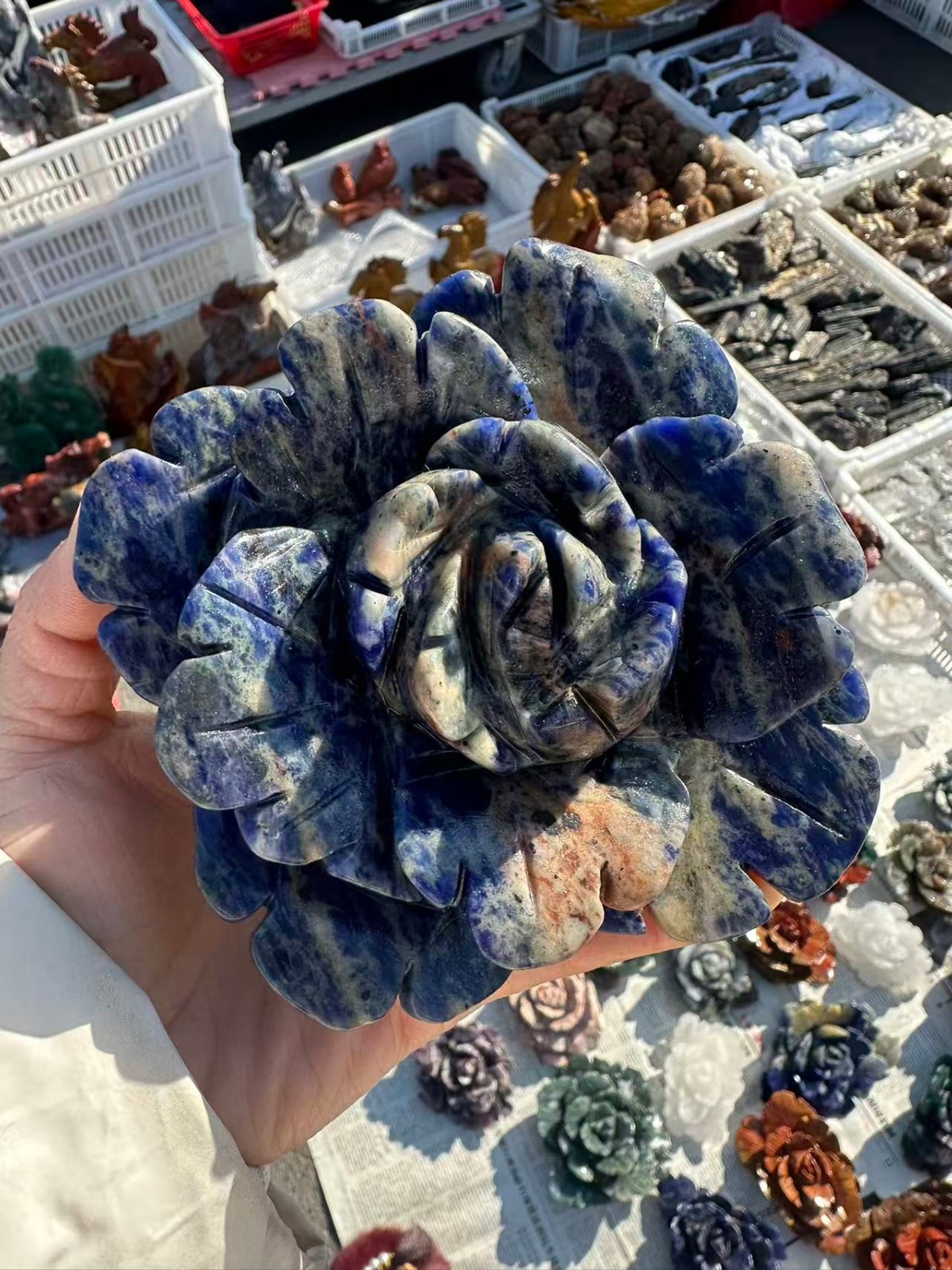 1pc Natural Sodalite Quartz Carved Flower Skull Crystal Reiki Decor Gift