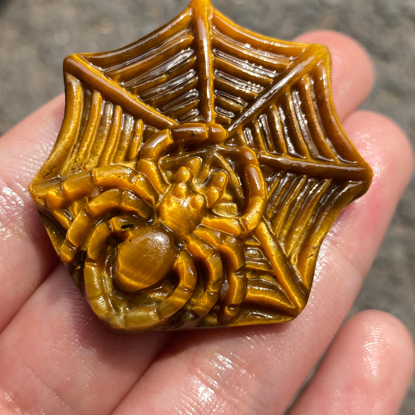 1pc Natural tiger’s-eye hand carved spider Quartz Crystal reiki Healing gift