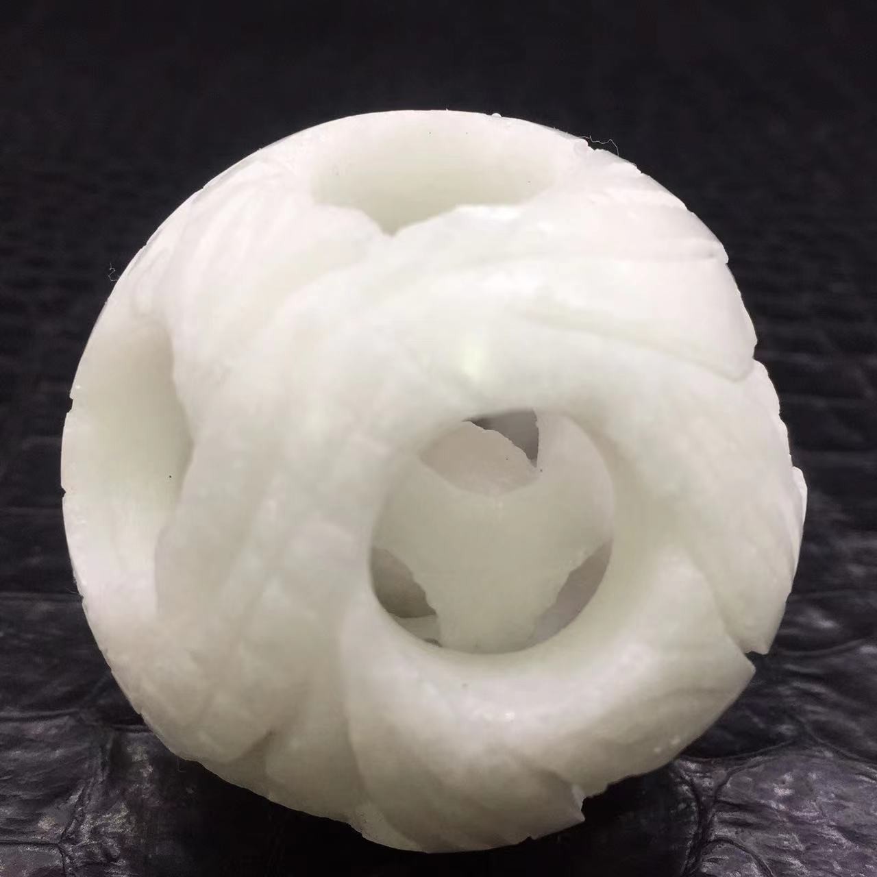Natural White Marble Ball Crystal Quartz Sphere+Stand Healing Decorate Reiki 1Pc