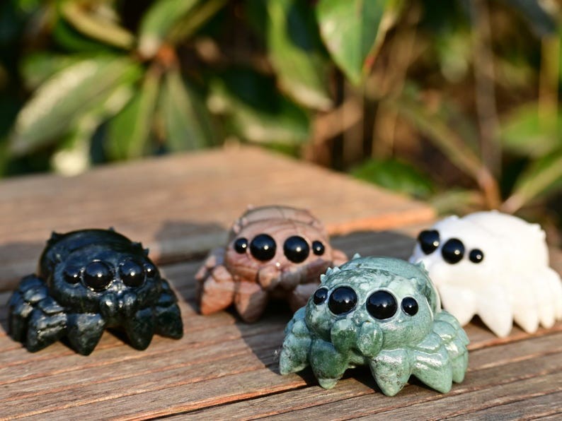 2.3” Natural carved mixed material spider Reiki decor figurine healing gift 1pc