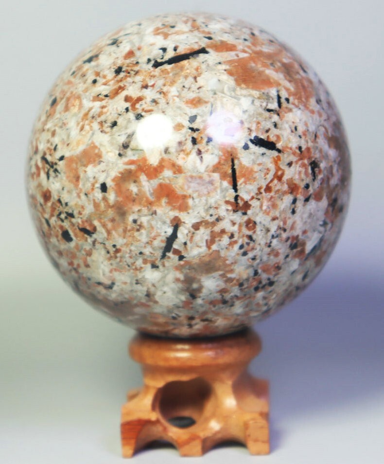 67mm Natural Maple leaf Red Granite Quartz Crystal Sphere Ball Healing / Stand