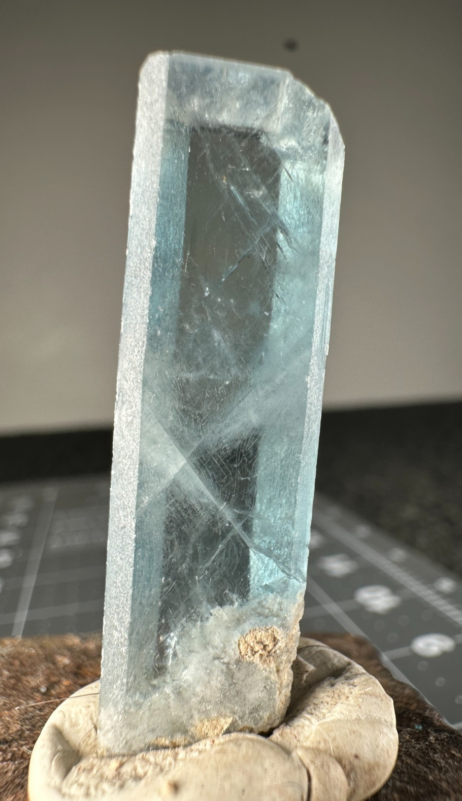 ➤ 1-5/8 Inch Bright BLUE BARITE CRYSTAL – Sterling Colorado VIDEO➤1090