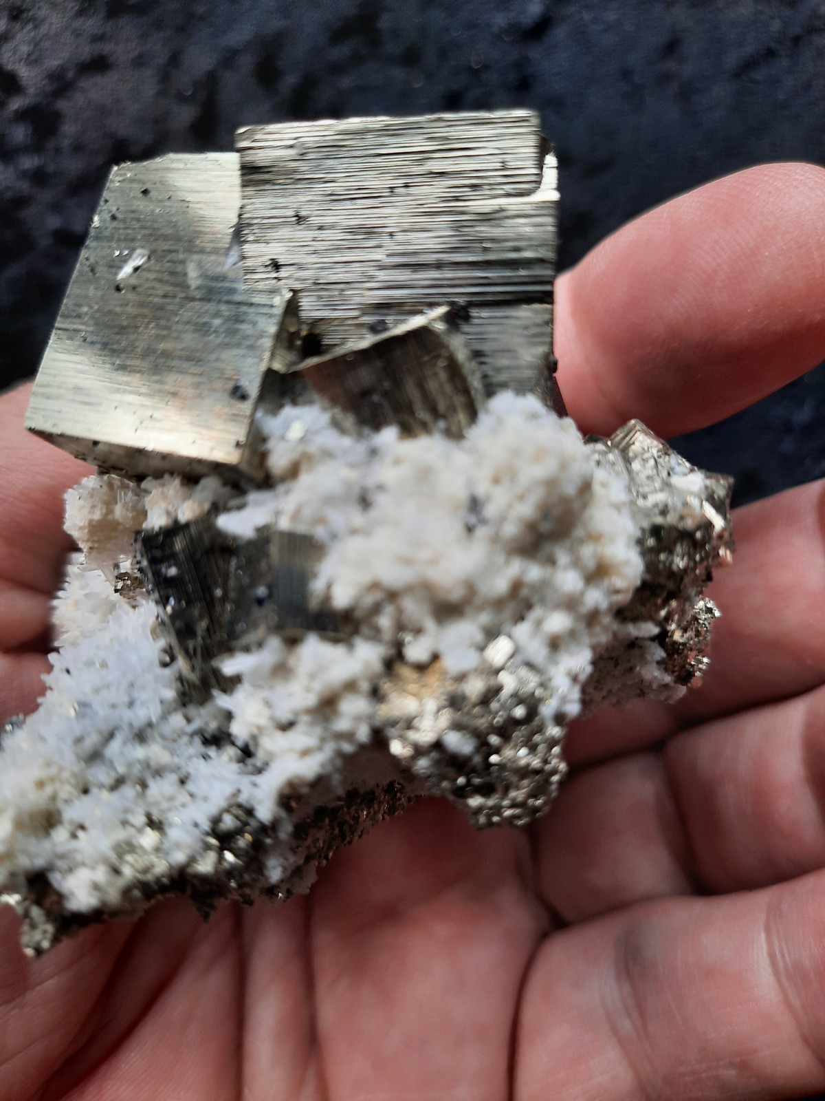 Pyrite Crystal CUBE Cluster With Druzy Calcite Crystals From Peru 228gr