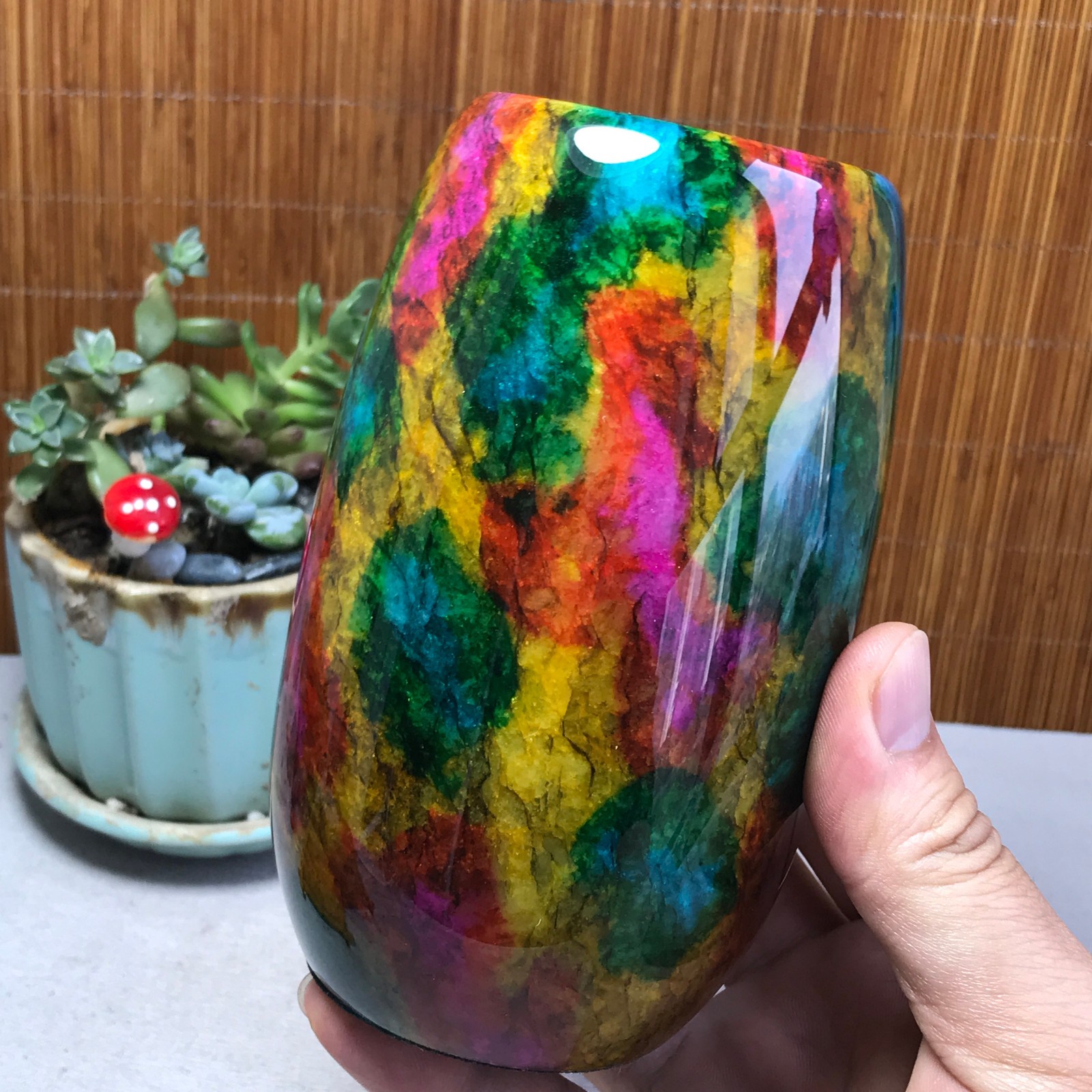 Natural “Seven Colors Jade” vase specimen -Taiwan China 1140g 129mm A5800