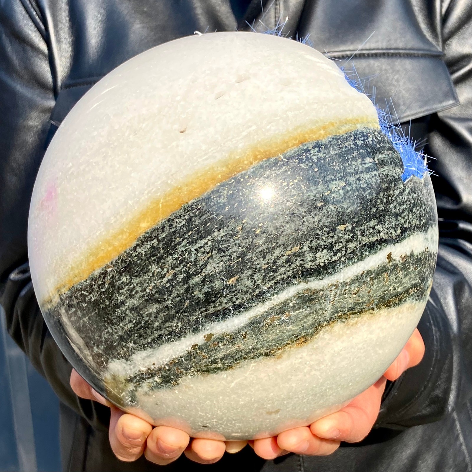 15LB Rare blue iron ore phosphate magnesium ore smiling crystal ball for healing