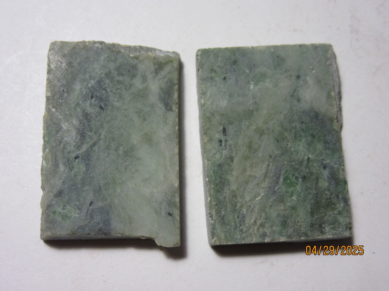 Medecino Green Nephrite Jade 1 5/16″ Slice Collectible MGNJ-60