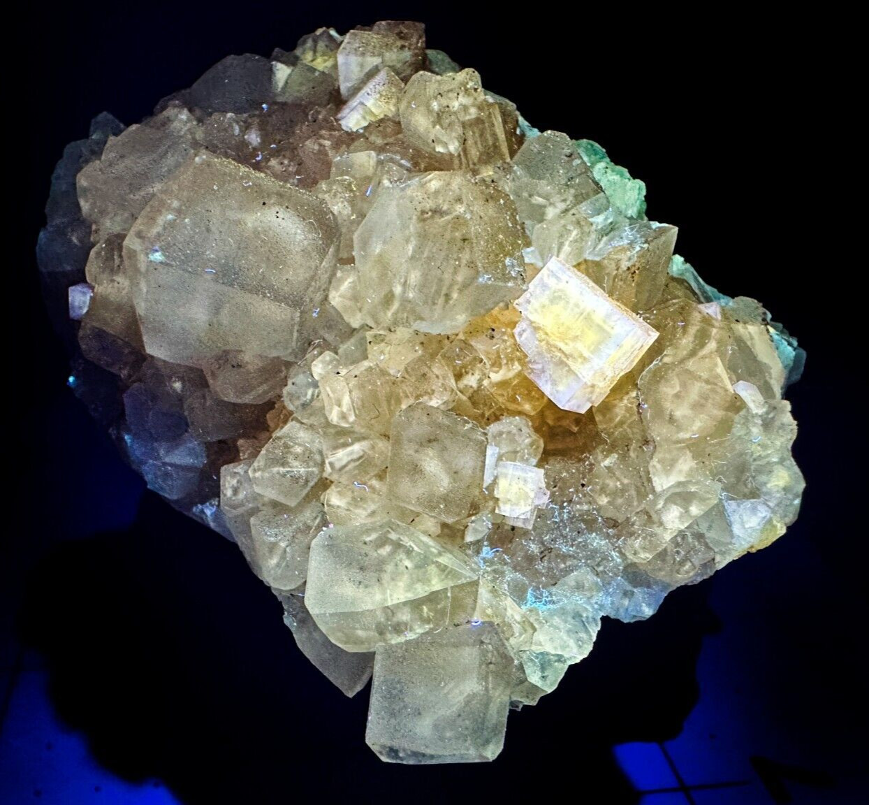 ➤ 2-1/2″ CALCITE & FLUORITE CRYSTAL CLUSTER – Norristown Indiana VIDEO➤551
