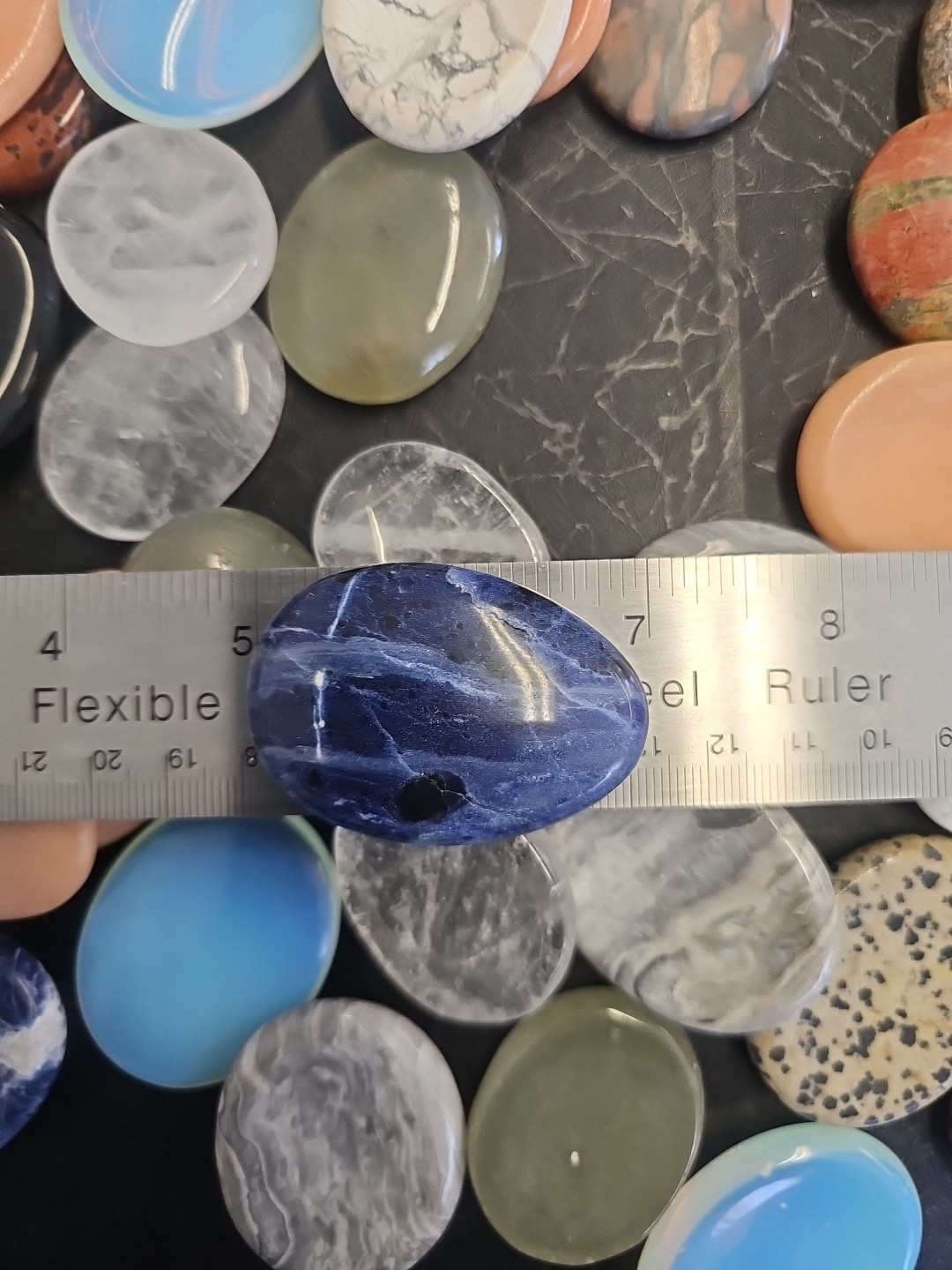 wholesale bulk lot Assorted worry stone gem stone 2lb 50 pcs
