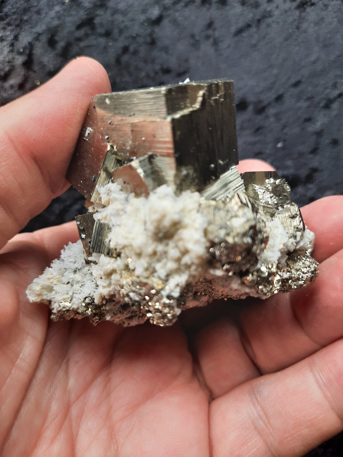 Pyrite Crystal CUBE Cluster With Druzy Calcite Crystals From Peru 228gr
