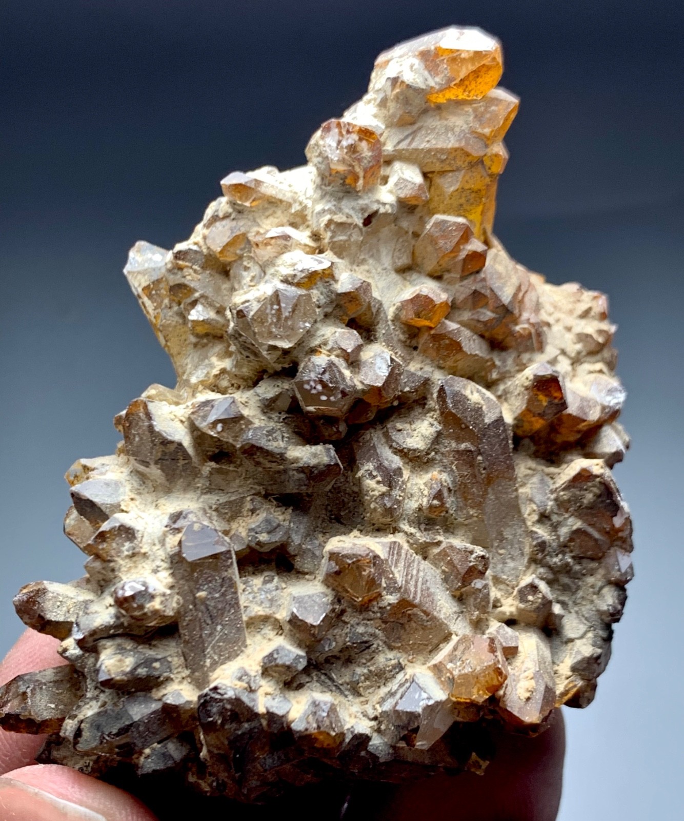 380CT Terminated Natural Quartz Crystals Bunch Specimen From Afghanistan