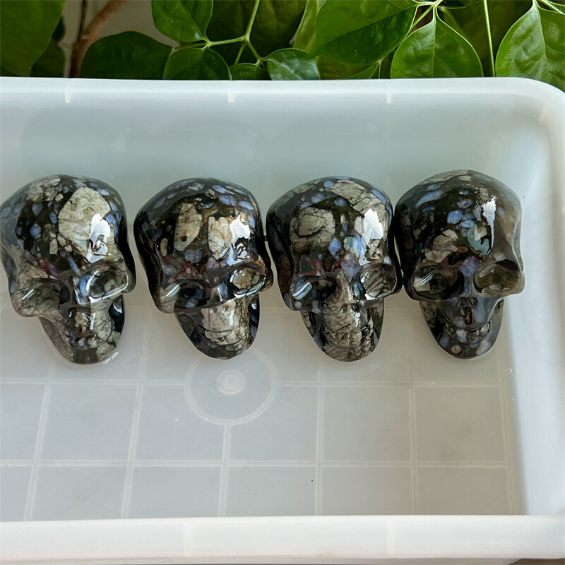 2″ Natural rhyolite Figurines skull Quartz Crystal Skull healing Random 1pc