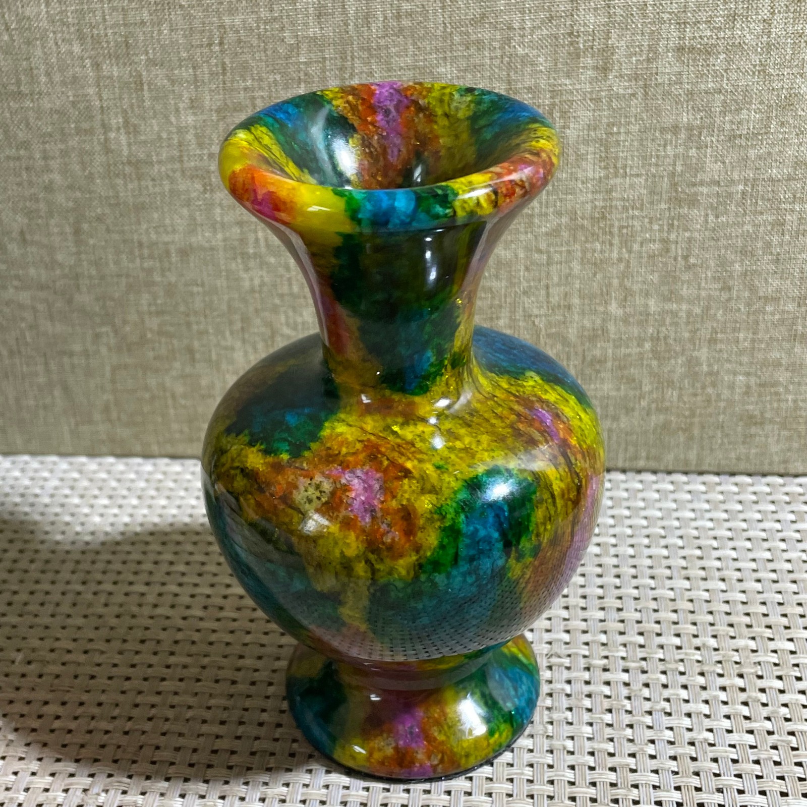 795g Seven Colors Jade vase specimen Decorative -Taiwan China