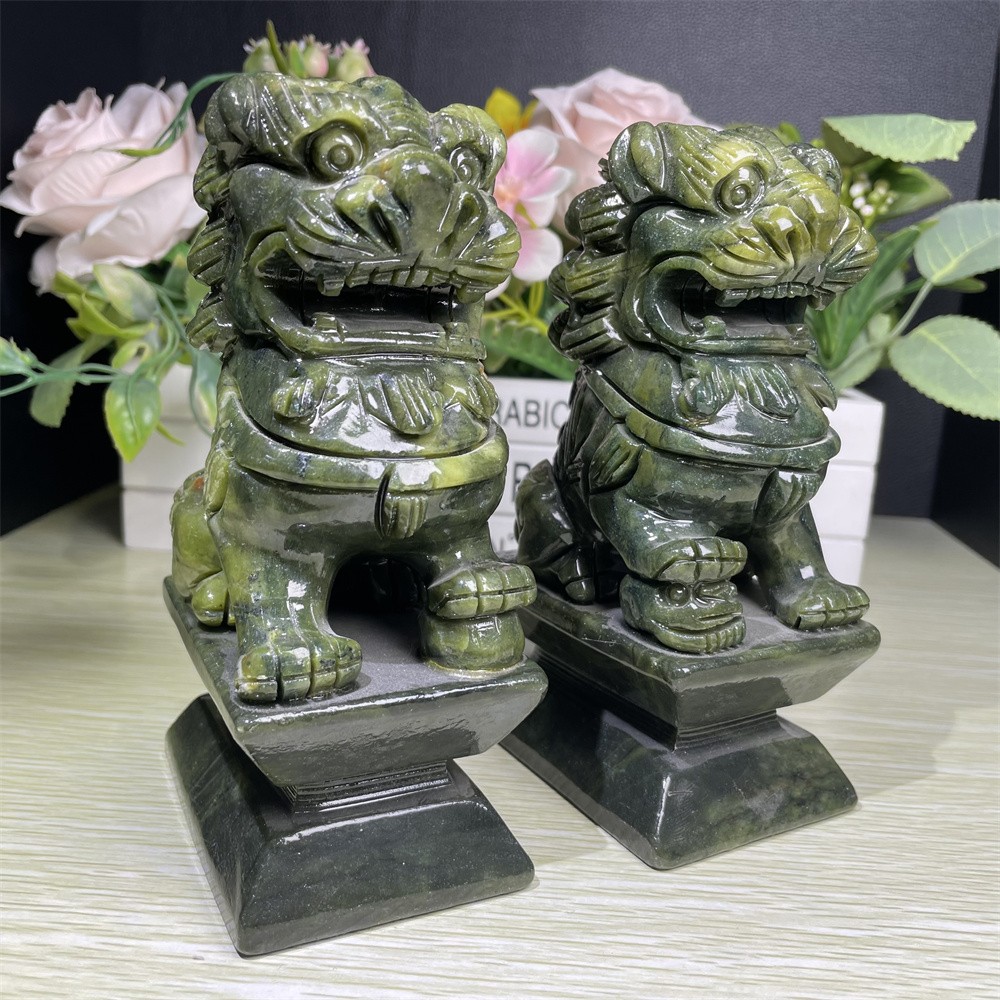 4.9LB 5.5″ Natural Xiuyan Jade Stone Lions Ornament Quartz Crystal Carving