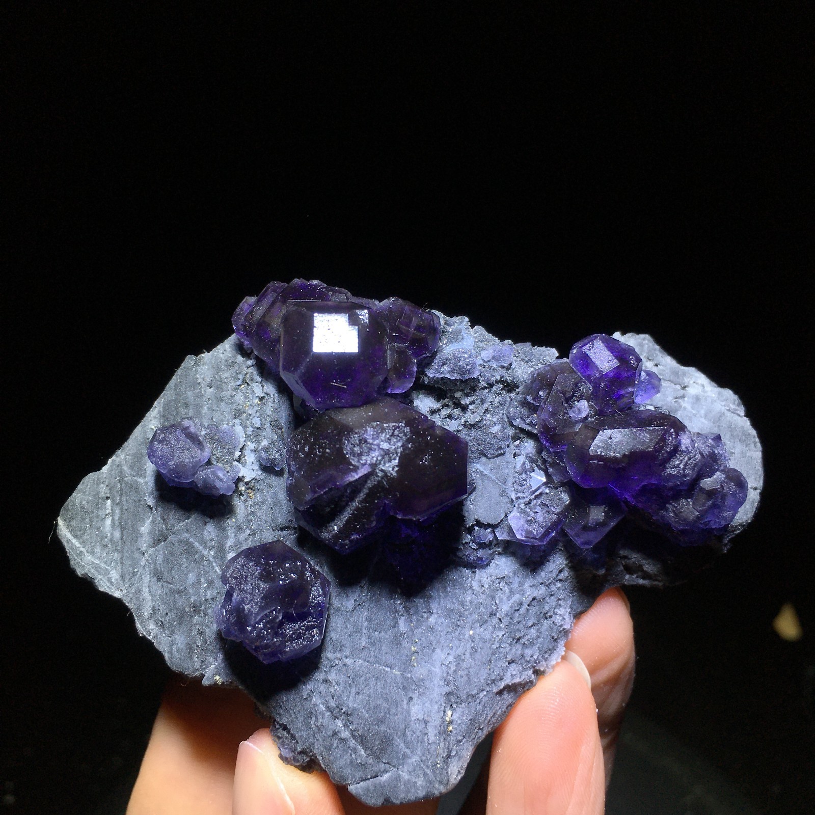 146g Natural blue, transparent, Tanzanite blue, fluorite, from Fujian, China