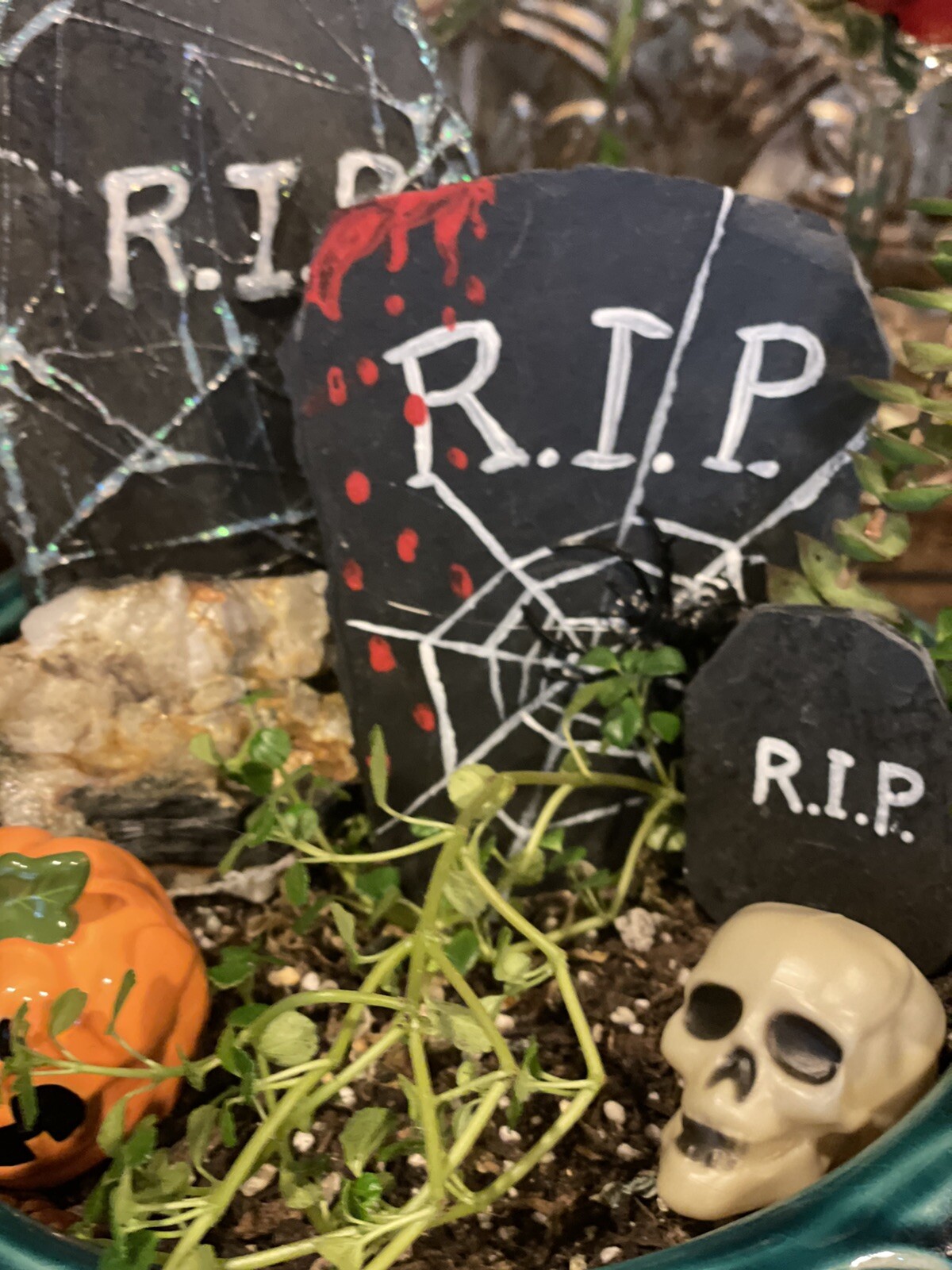 Halloween Crafts! Three Small Slate Tombstones For Kids Crafts And Decor