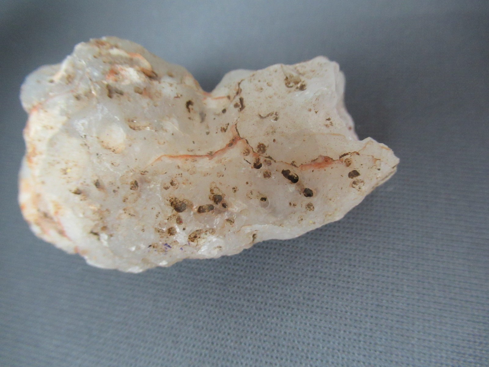 Double Geode – White Cream Brown – 1 1/2” x 2 5/8” – g6 bz