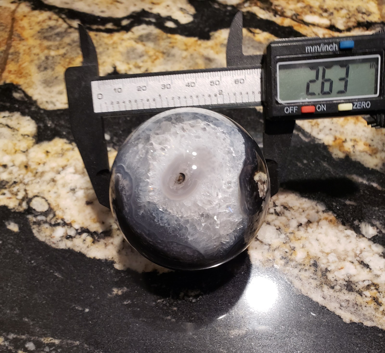 2.63″ Volcano Agate Quartz Crystal Sphere Ball Orb Stunning Green UV, 400g