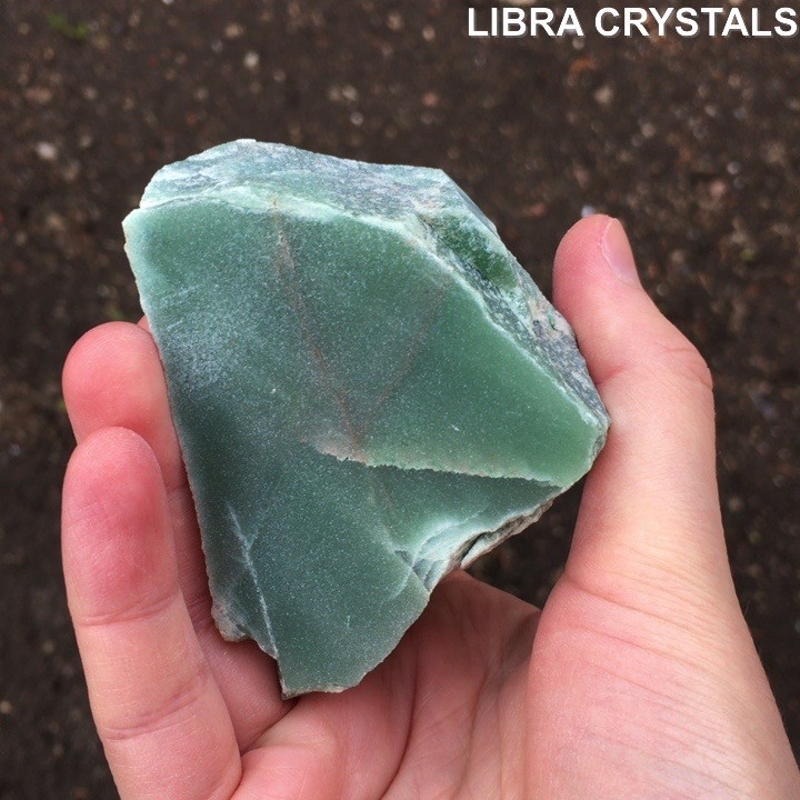 Green Aventurine Crystal Point Polished Generator Tower Aura Finish 328g 3.5″