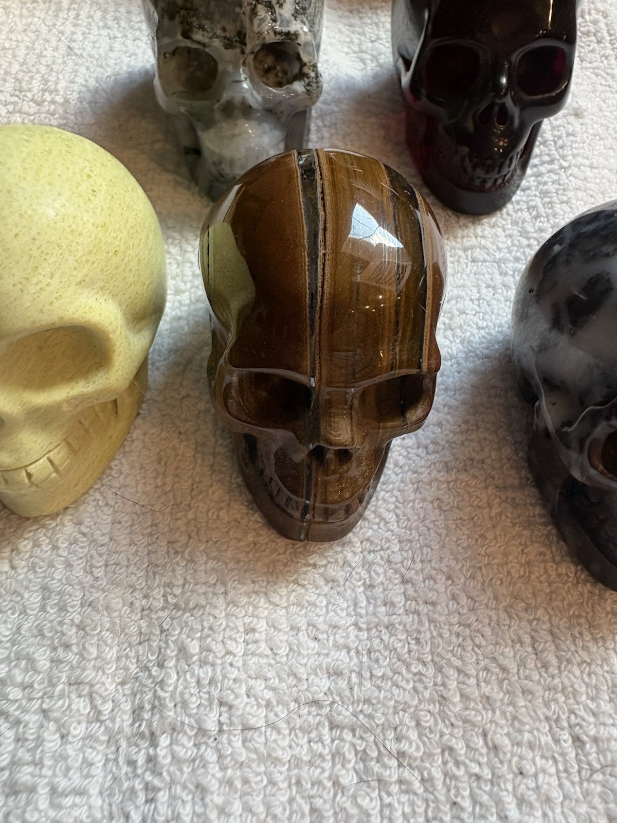 Lot If 8 Mini Skulls Human And Alien Green Moss Agate Pyrite Tiger Iron Eye