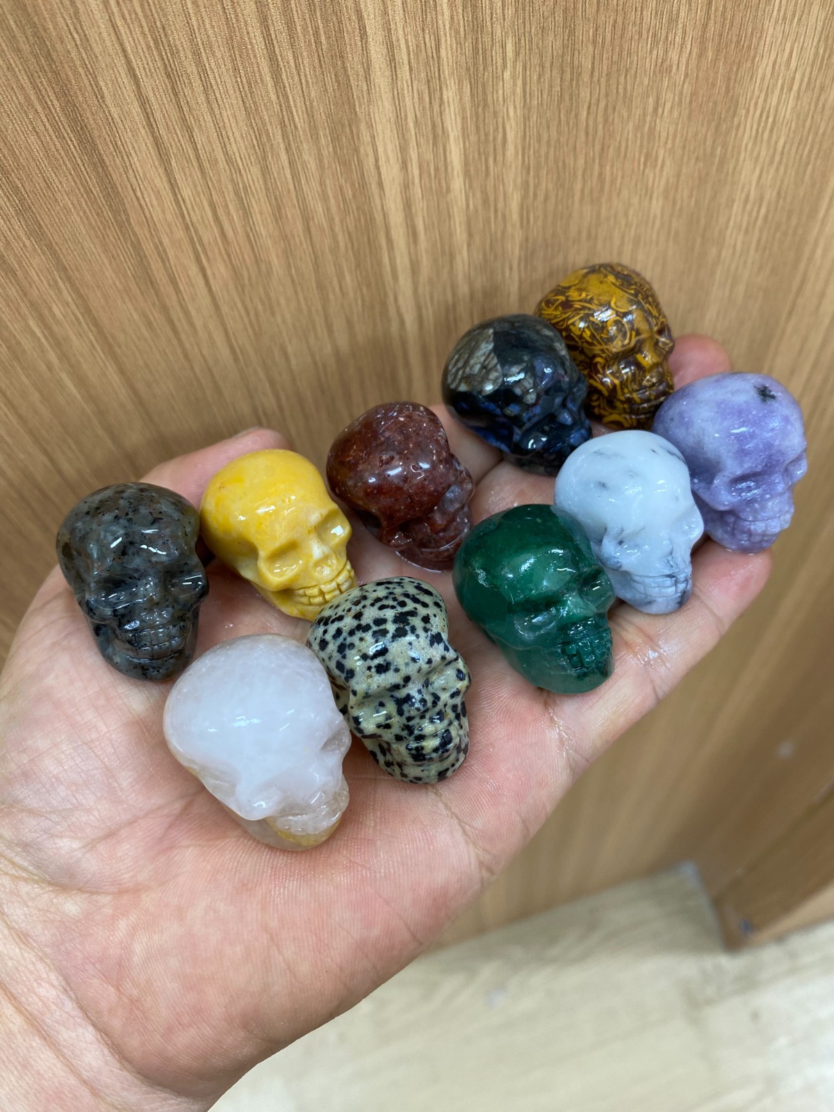 1pc Natural Mixed Quartz hand Carved skull crystal Reiki healing Gift Decor