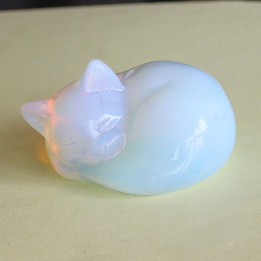 Carved crystal gemstone crystal sleeping cat figurine animal carving decor 1.5”