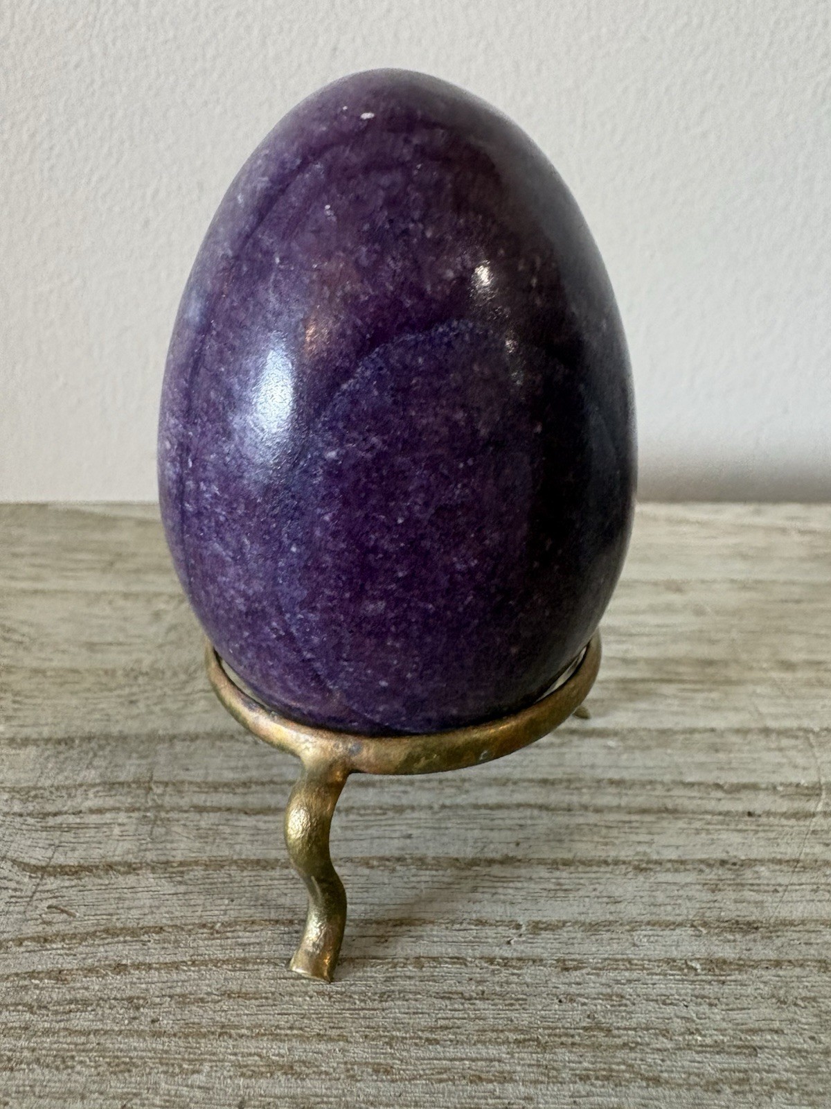 Vtg Deep Purple LEPIDOLITE Lavender Mica Polished Stone Egg Brass Stand