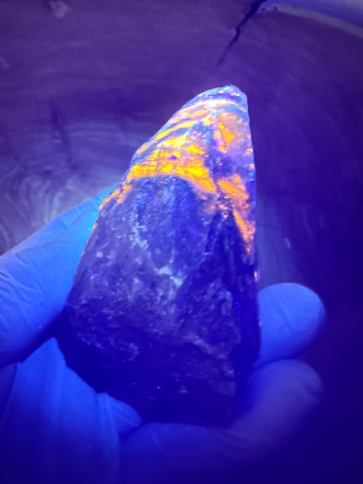 LARGE 11.7 OZ. Rare Highly Fluorescent North Carolina Sphalerite in Barite