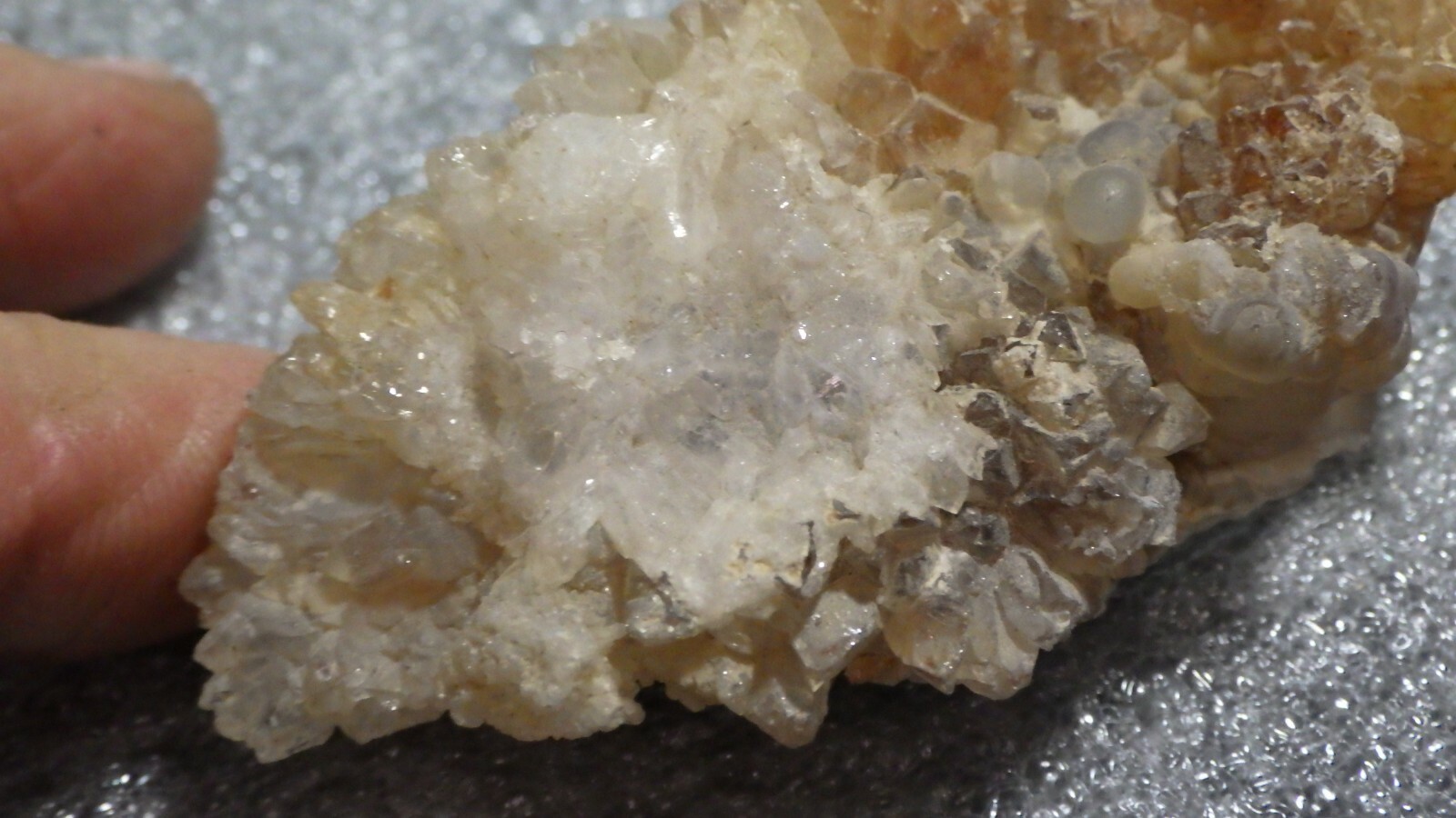 2 7/8X 1 7/16X7/8 crystal pendant chime wall hanging art piece 1.8oz rootbeer
