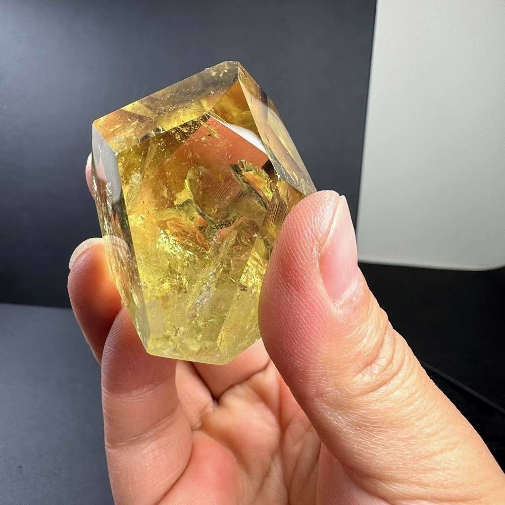 184g Natural Citrine Quartz Carved Freeform Crystal Reiki Healing Decor
