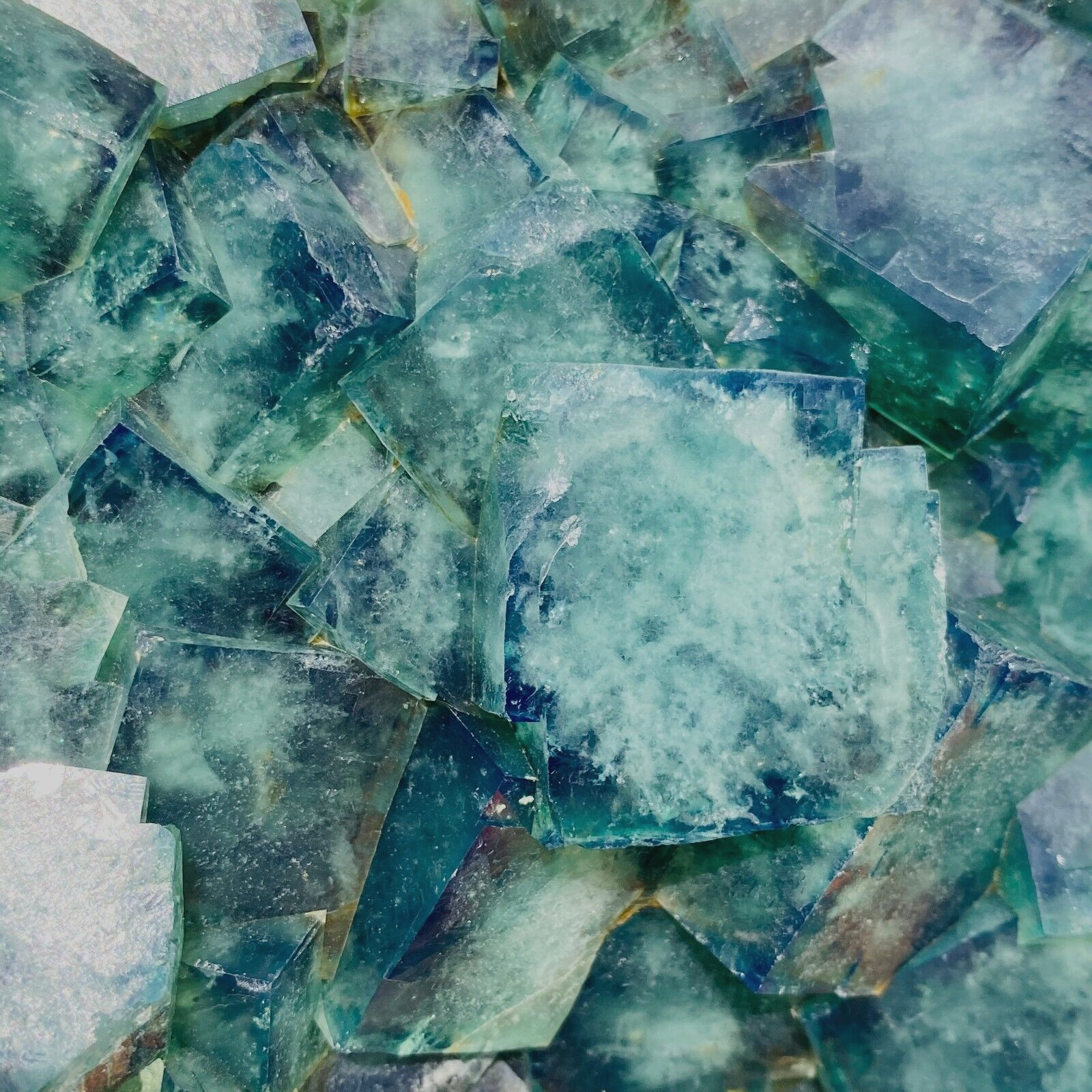 6070g Large Raw Natural Green Fluorite Cubic Crystal Cluster Rough Specimen