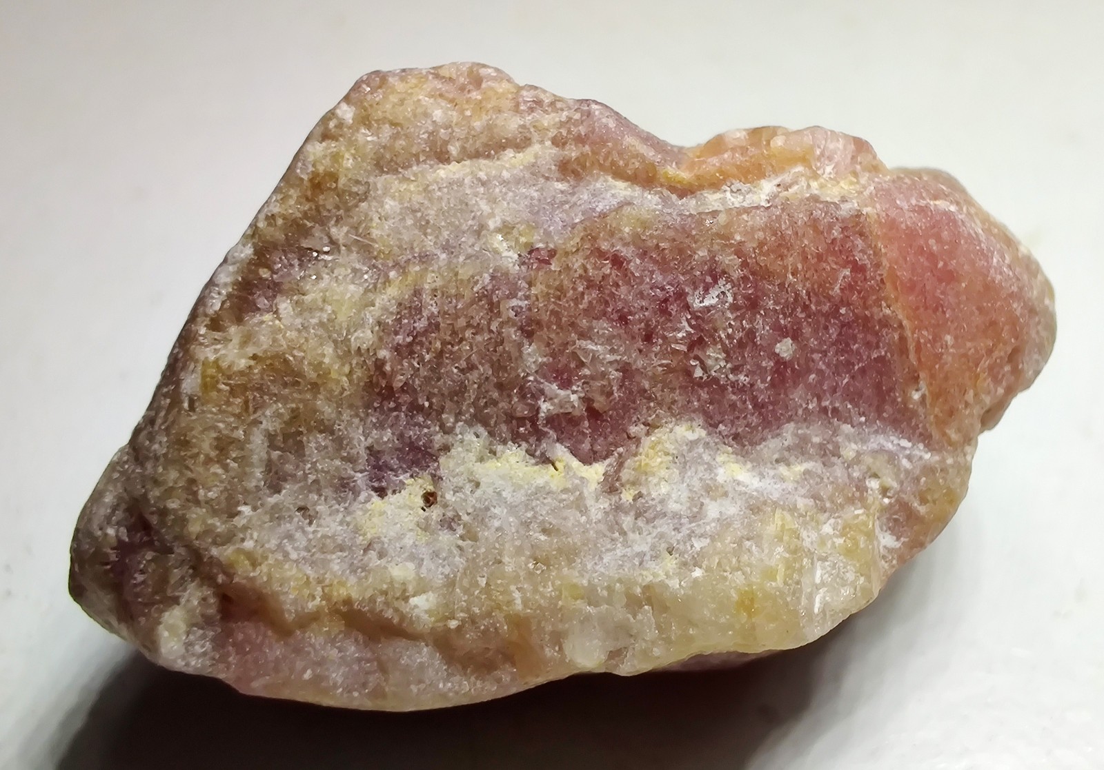 Pink Sapphire crystal, dual color fluorescence! North Carolina. 15 grams.