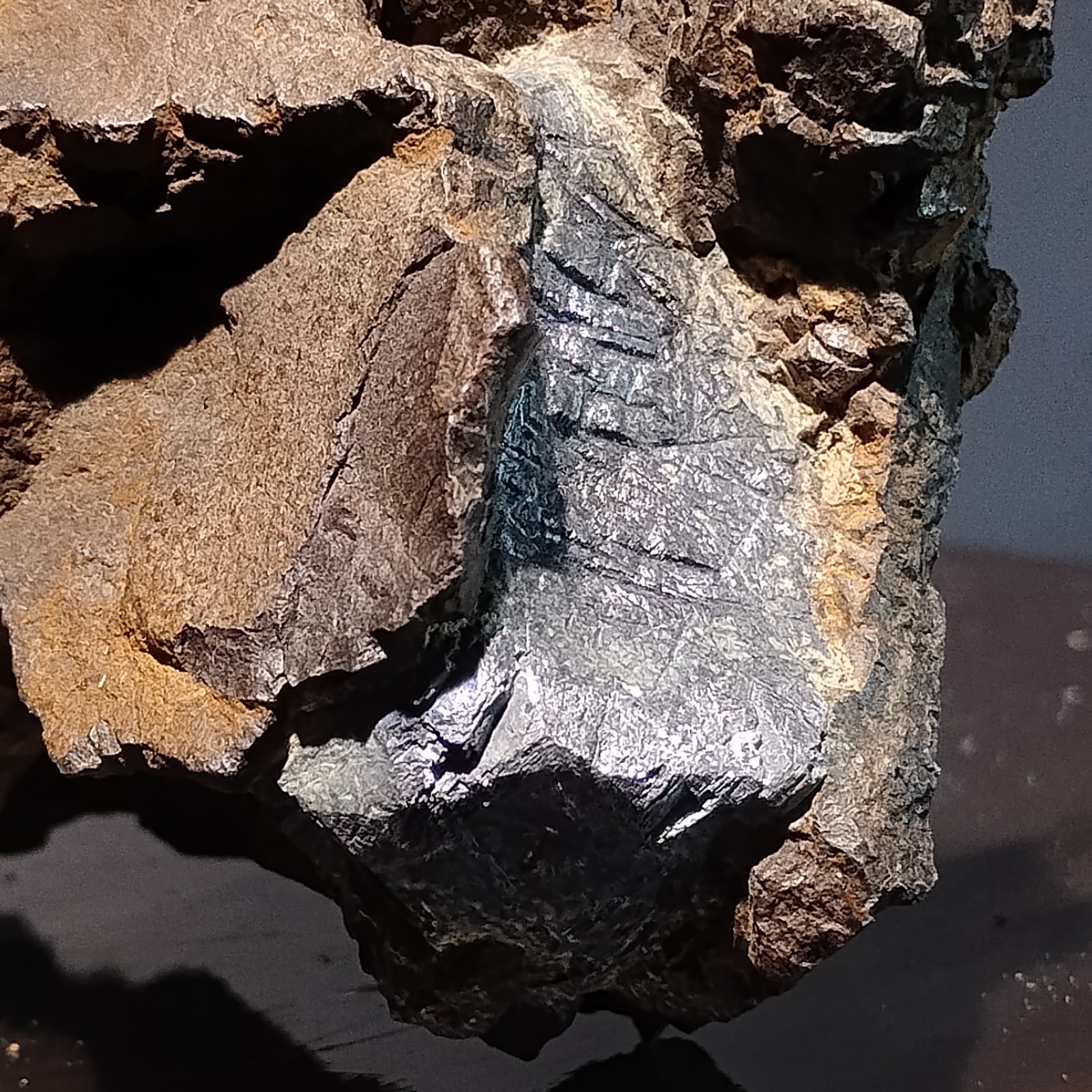 BEAUTIFUL BOXWORK HEMATITE w/ MASSIVE BARITE BALL PYRITE AND GALENA 4lb 12oz